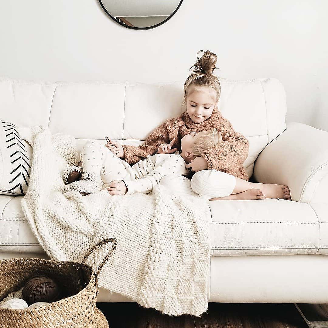 Bounty Throw Knitting Kit