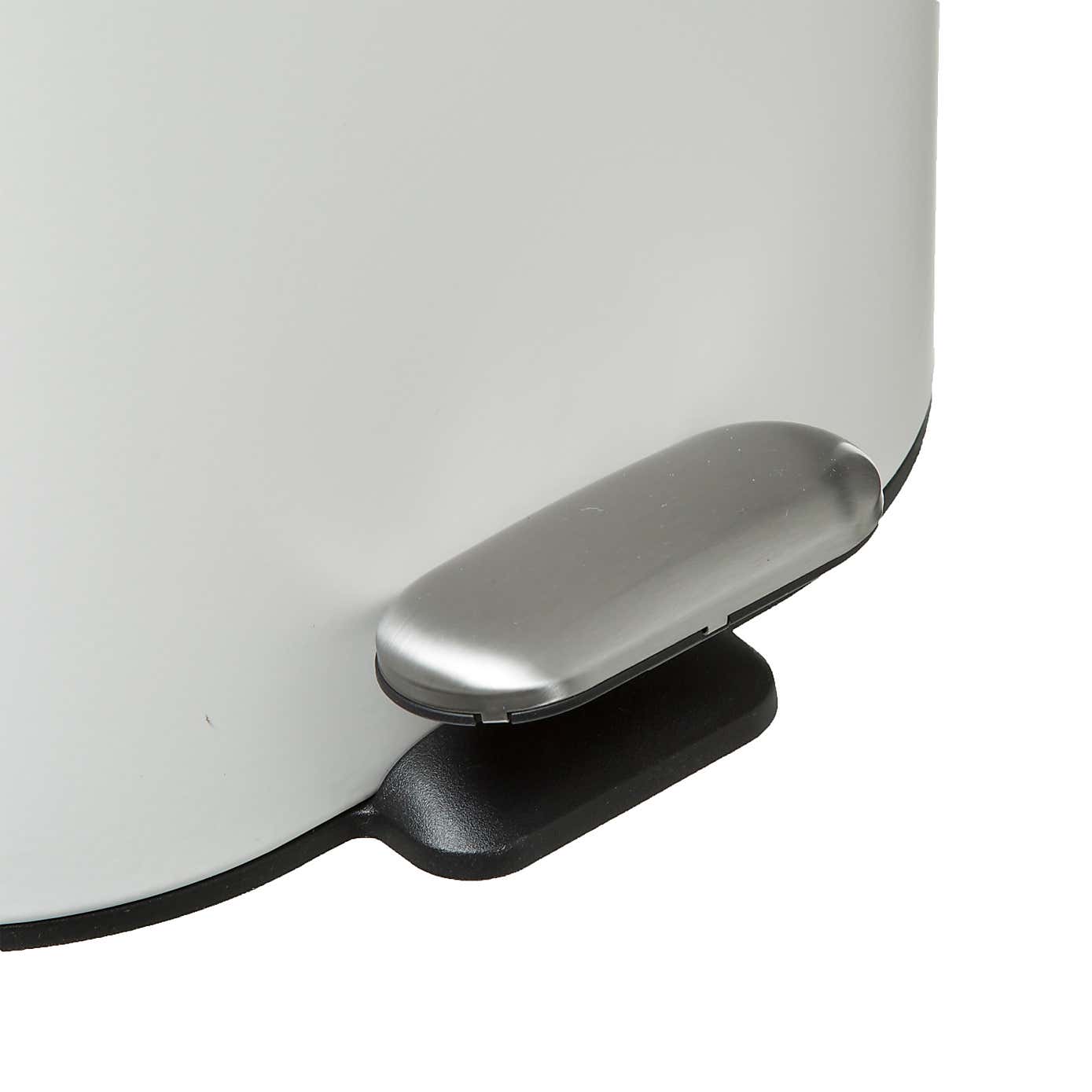 6 Litre Siliflex Oval Bathroom Bin
