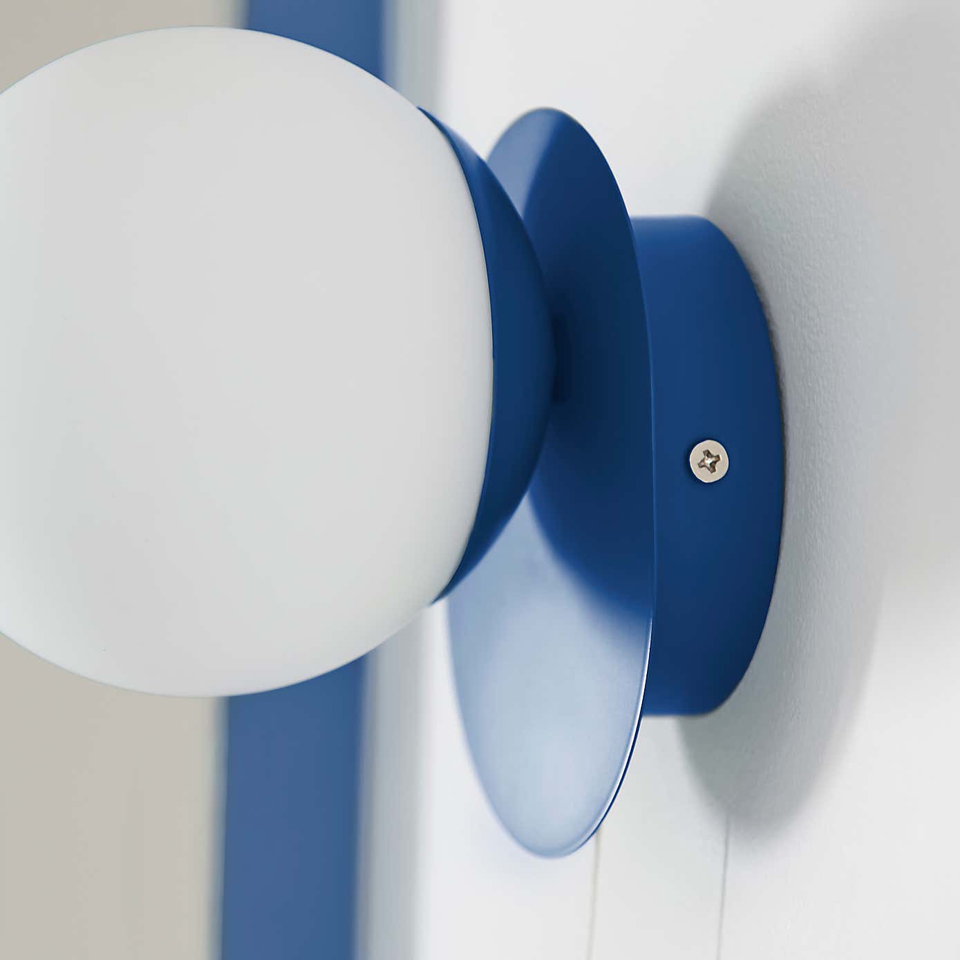 Tela Bathroom Wall Light Black