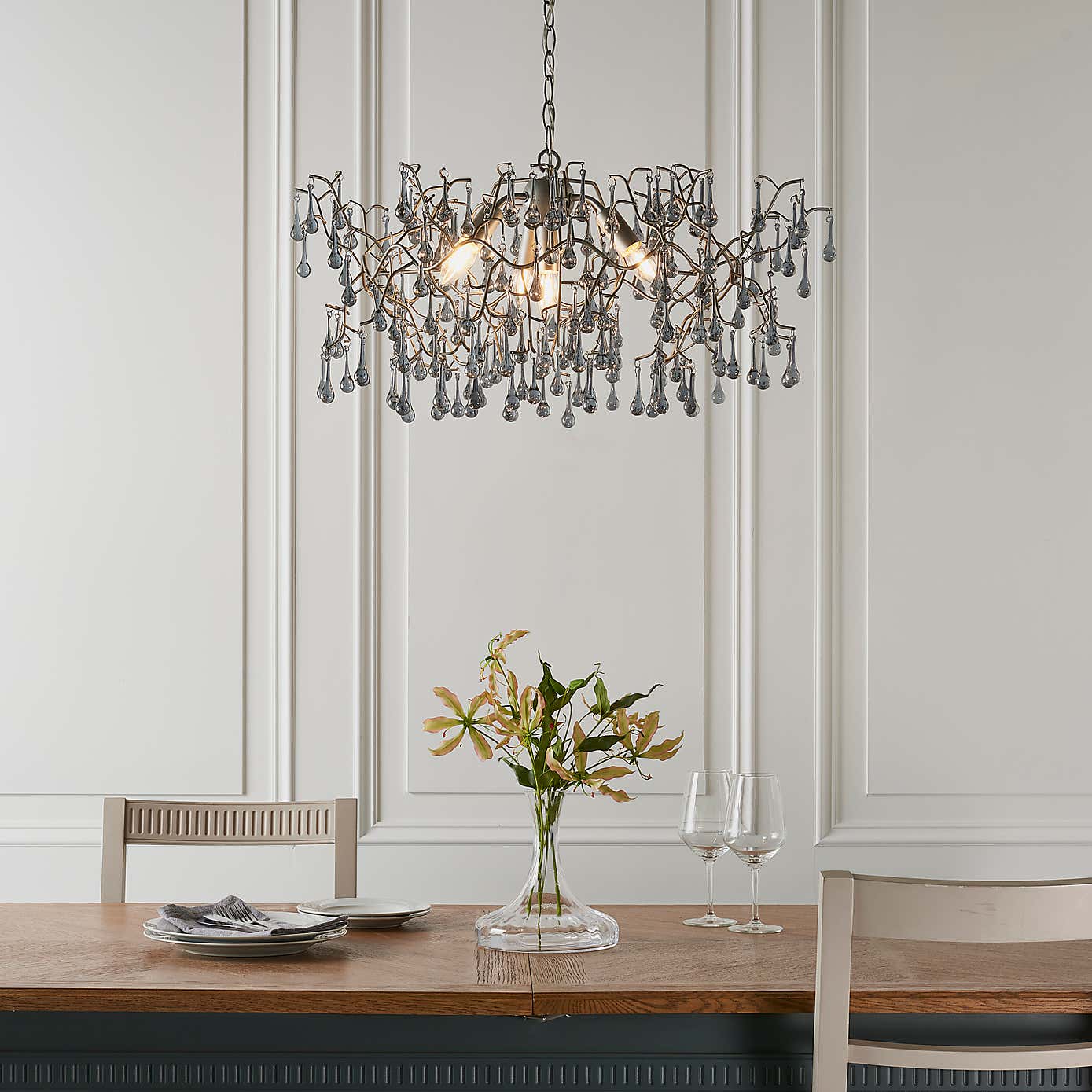 Vogue Wisteria 4 Light Pendant Light