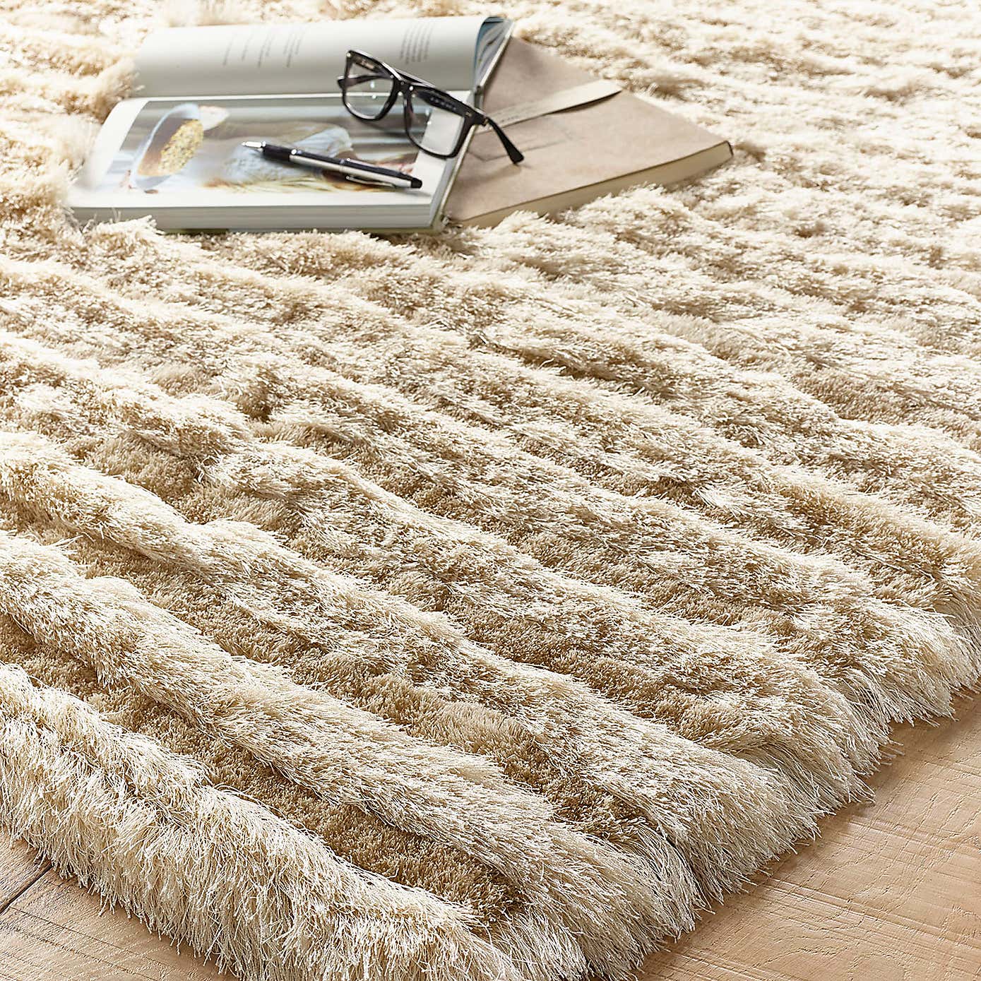 Carved Glamour Rug