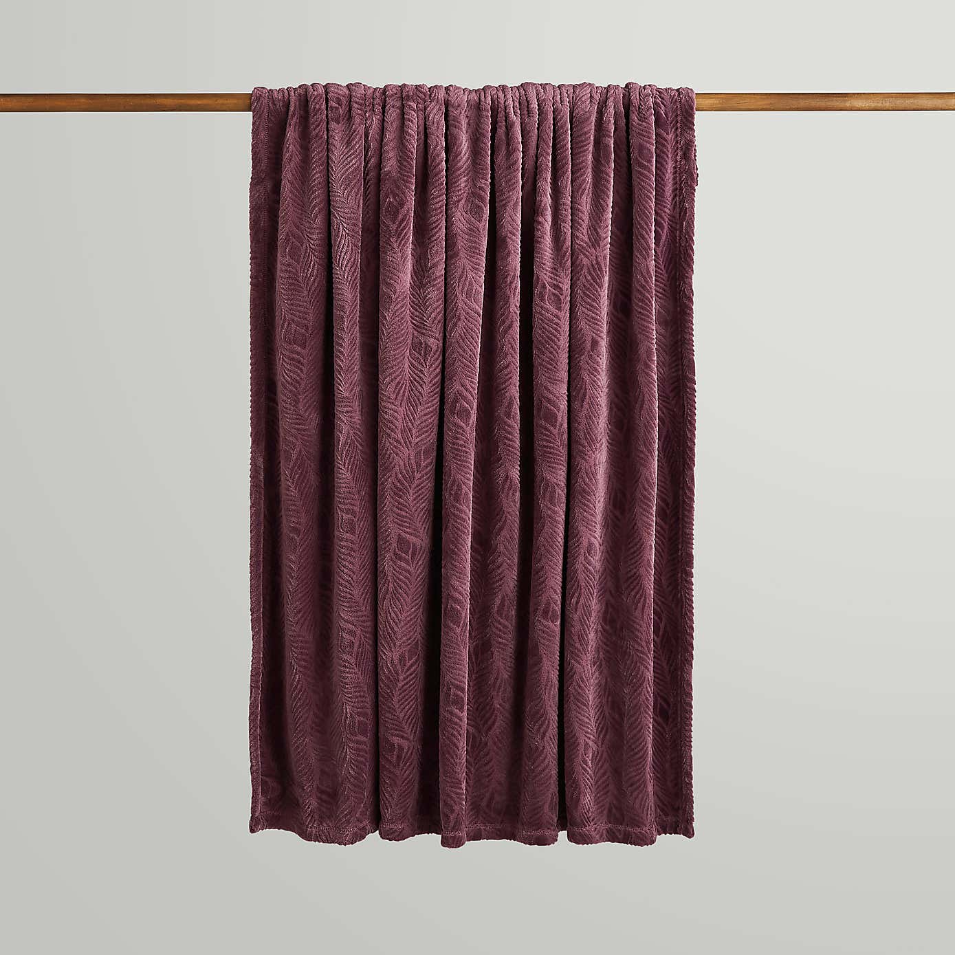 Leila Leaf Fleece Throw 130x170cm