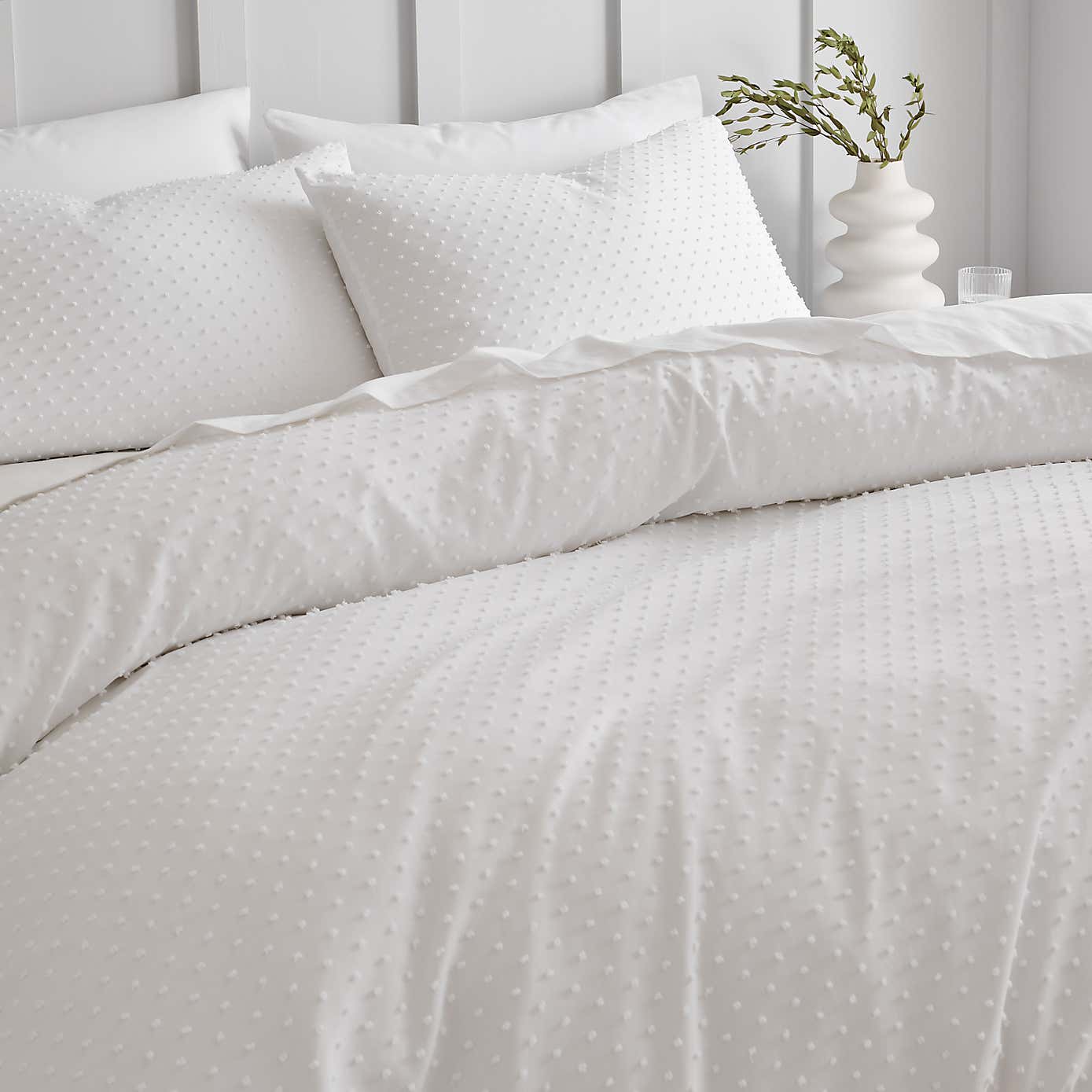 Valley Clipped Jacquard Duvet Cover & Pillowcase Set