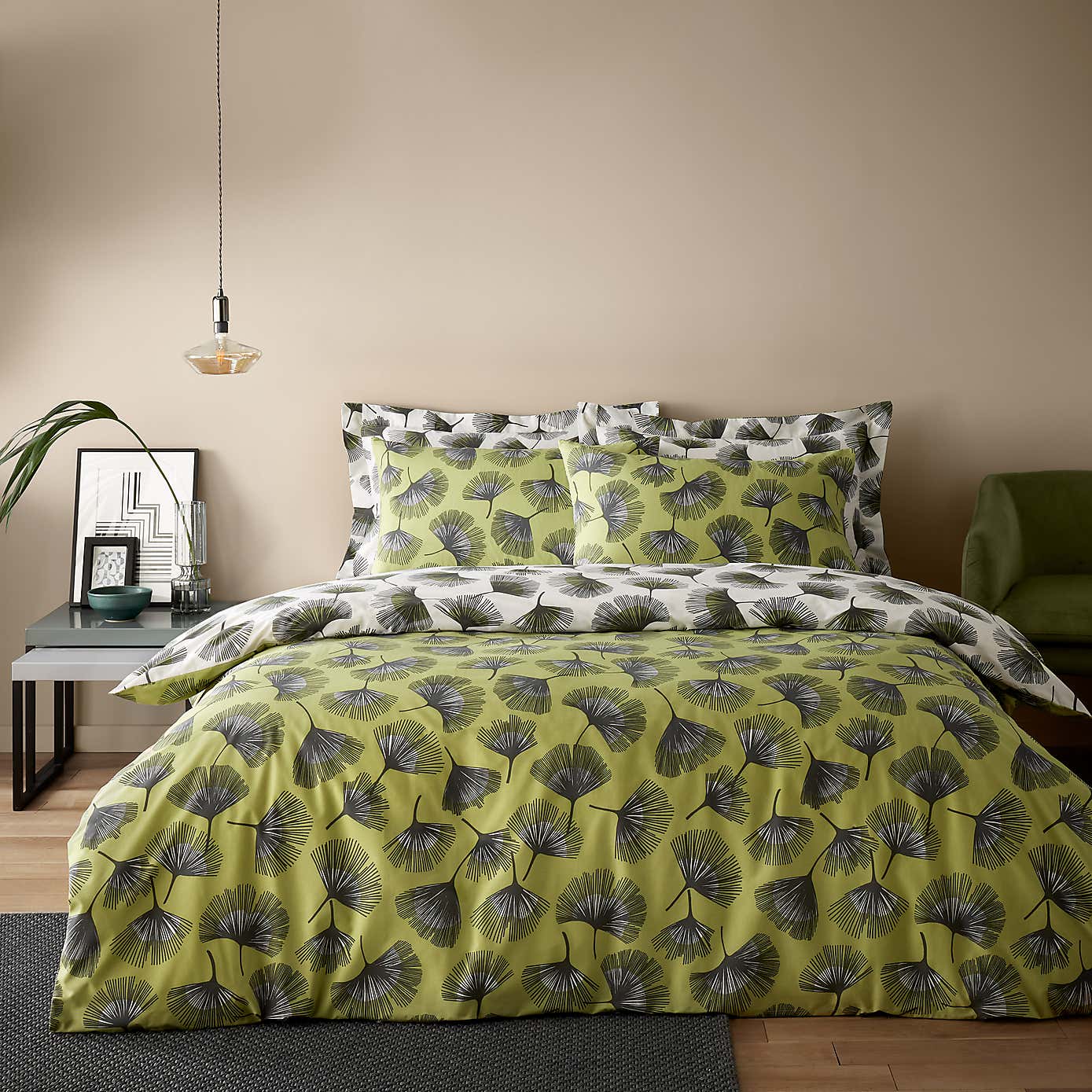 Modern Ginko Fern Duvet Cover and Pillowcase Set