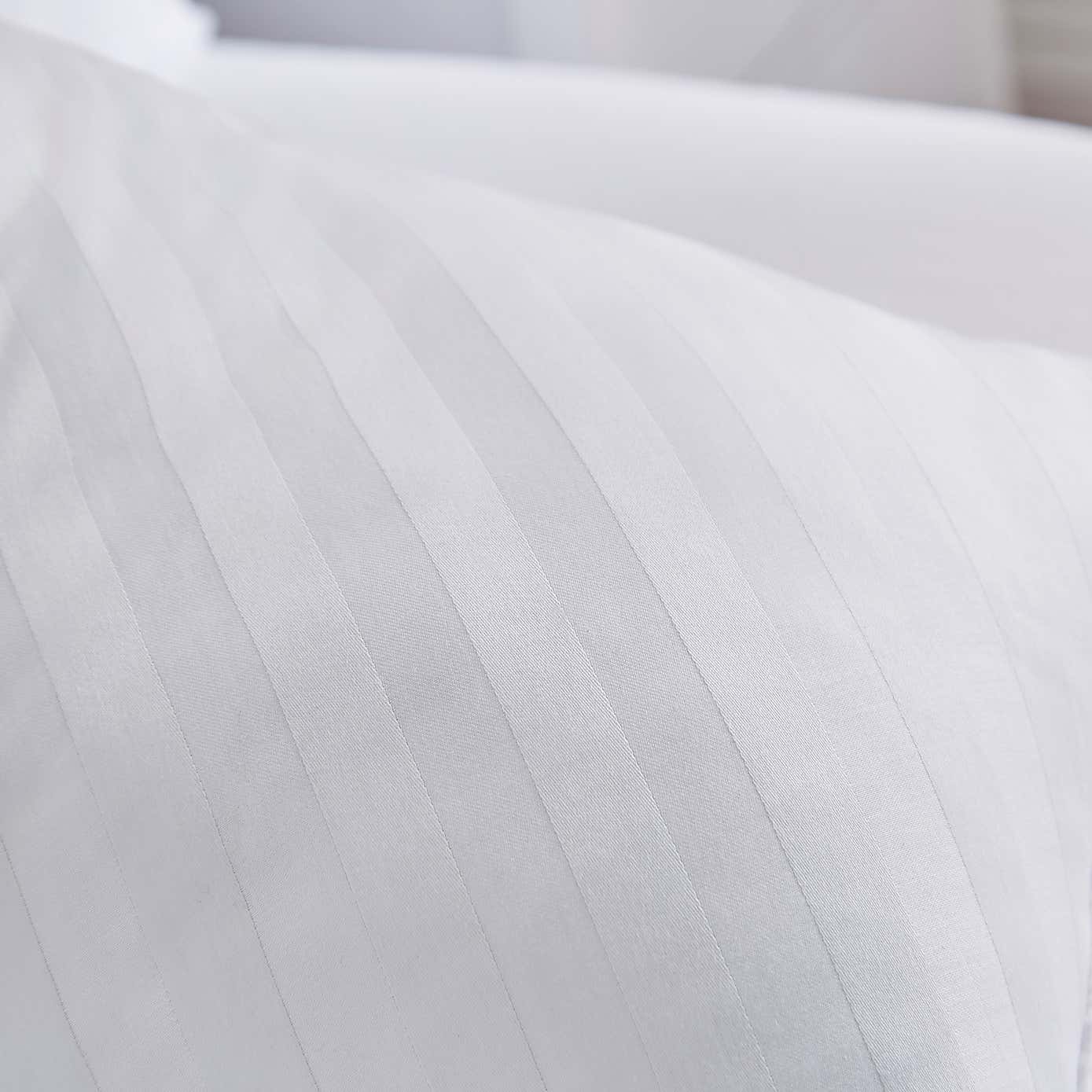 Hotel Luxury Cotton AA V Shape Pillow