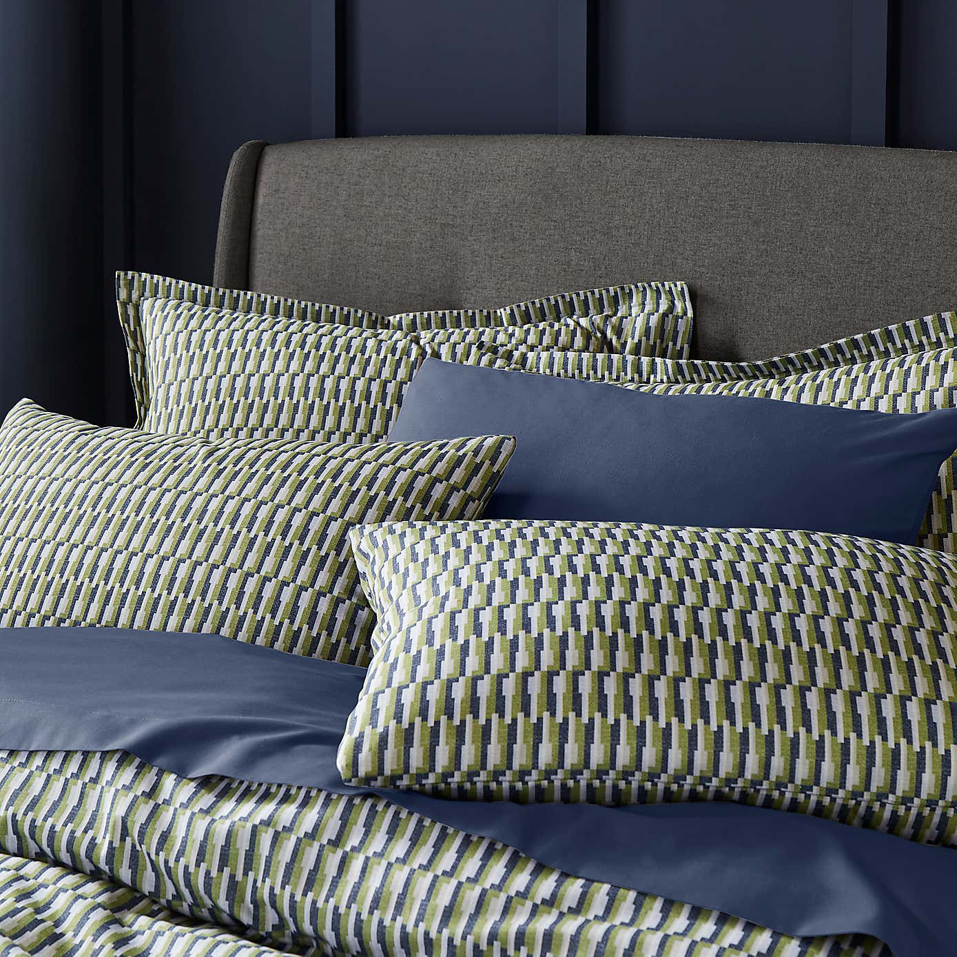 Nils Geometric 144 Thread Count Duvet Cover & Pillowcase Set