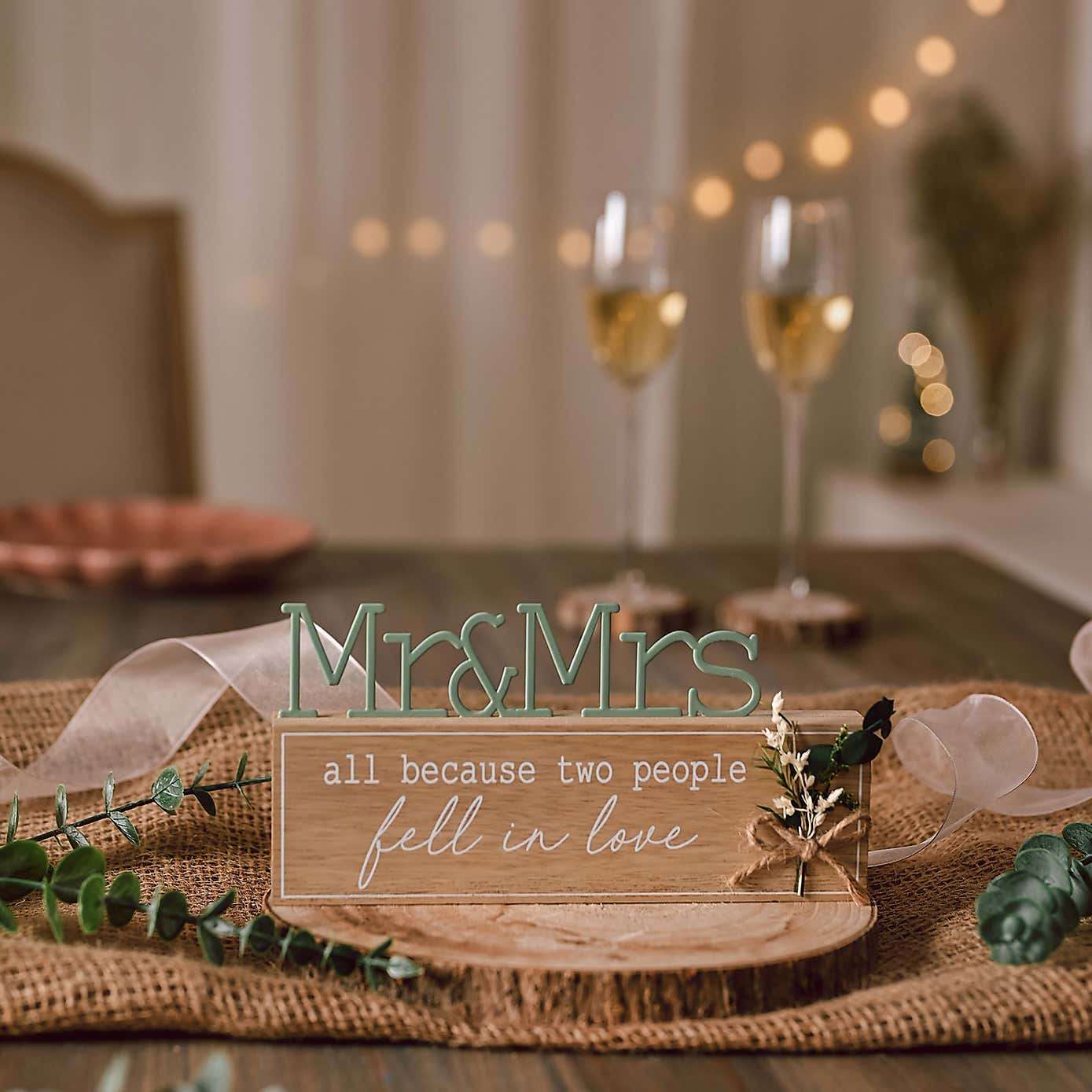 Love Story Mr and Mrs Fell In Love Plaque