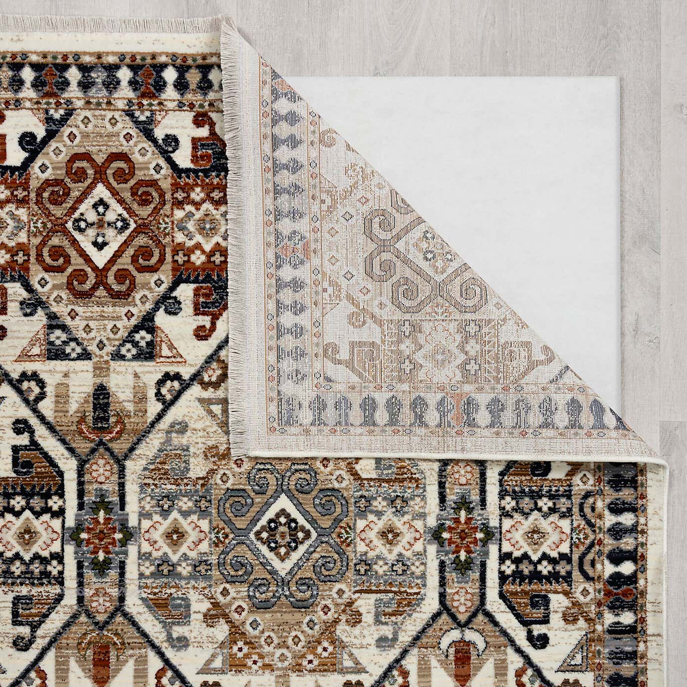 Alva Traditional Rug