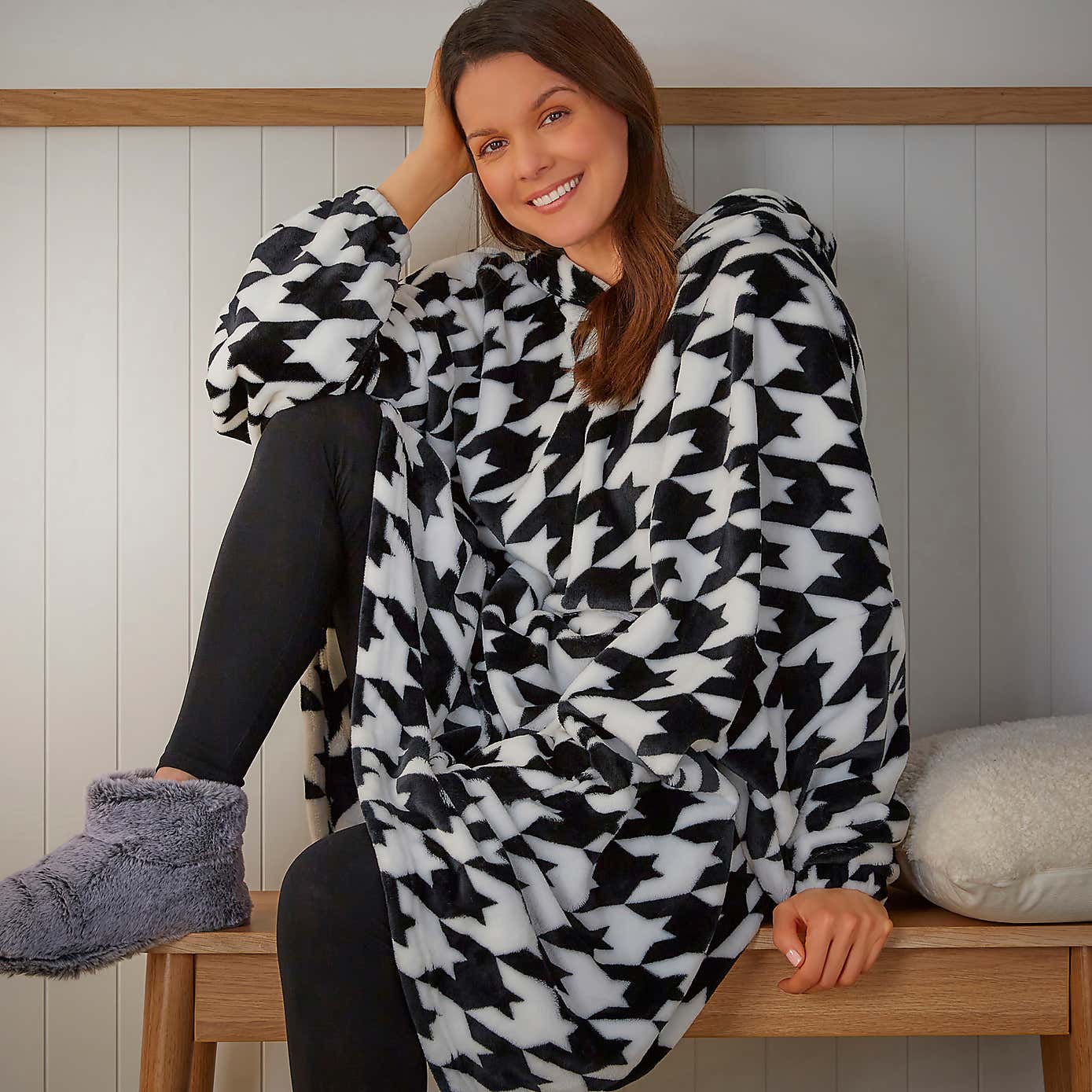 Dog Tooth Oversized Hoodie