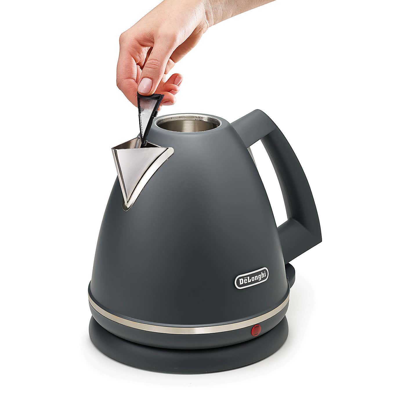 Delonghi 1700ml Argento Kettle