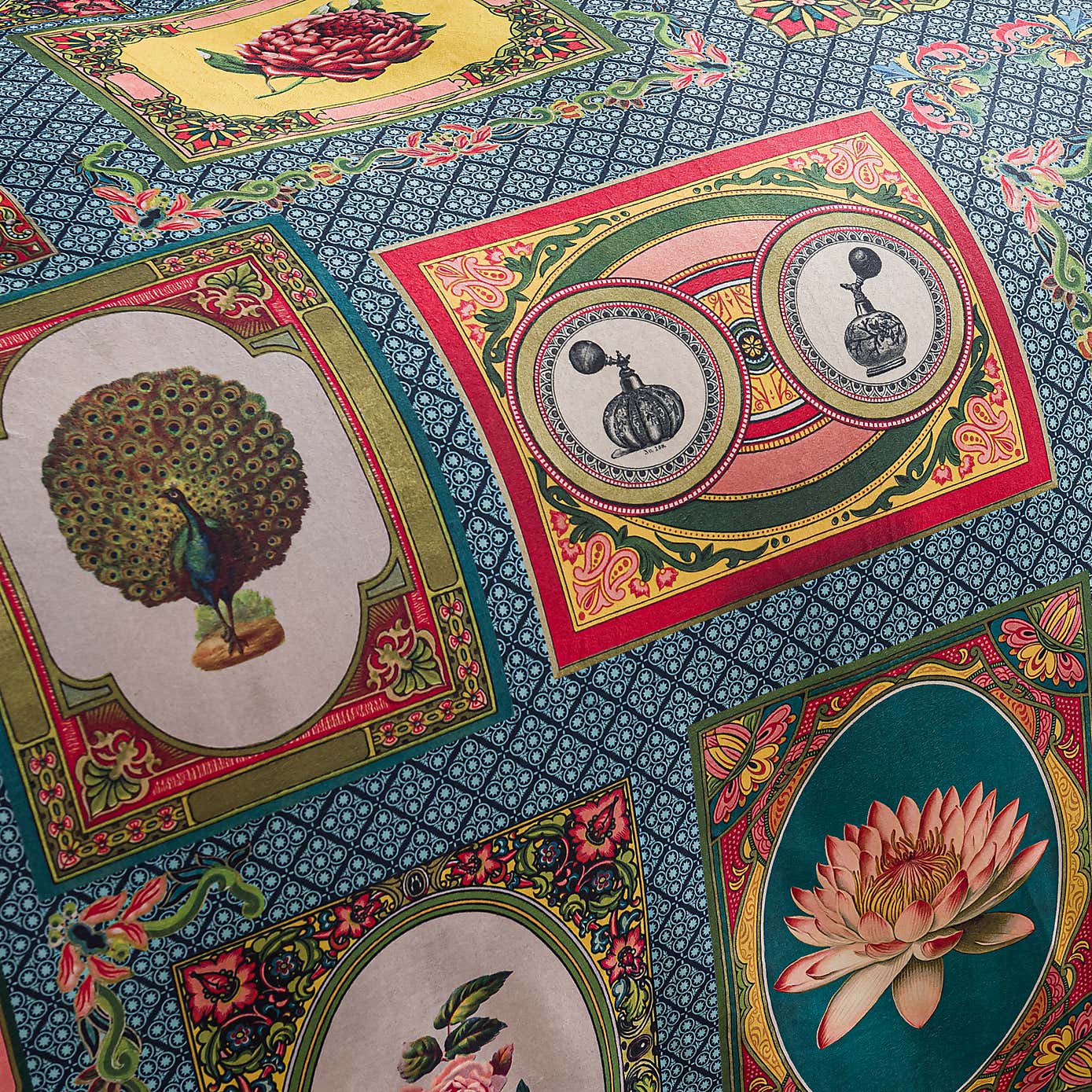 Merchants Bazaar Duvet Cover & Pillowcase Set