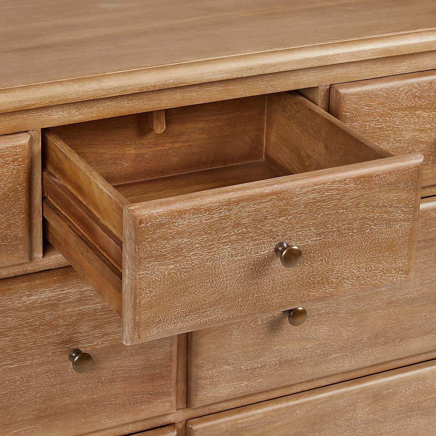 Giselle 7 Drawer Chest