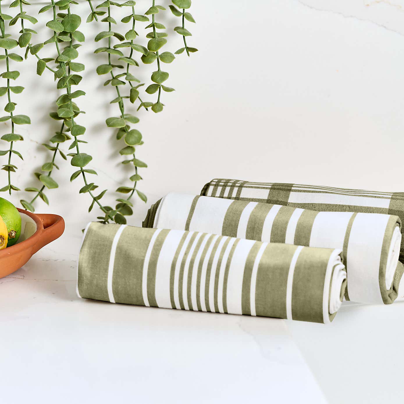 Dexam Love Colour Set of 3 Extra Large Tea Towels