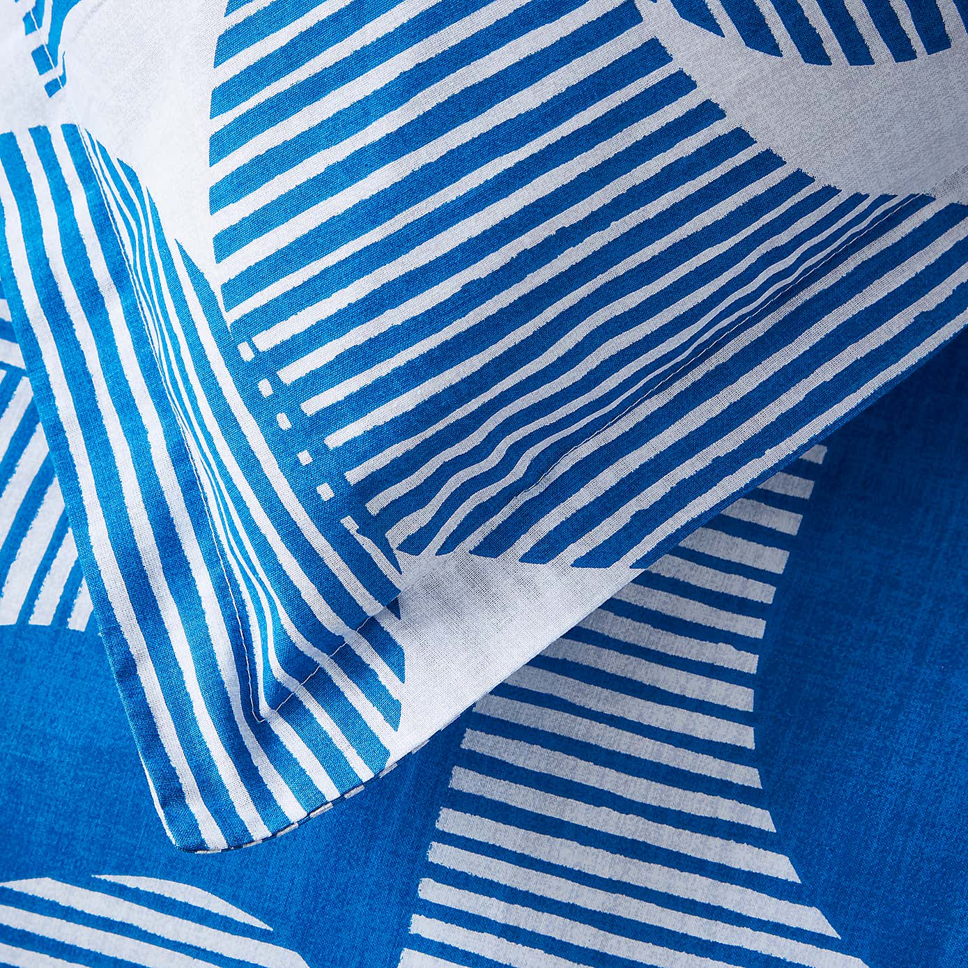 Elements Ezra Blue Oxford Pillowcase