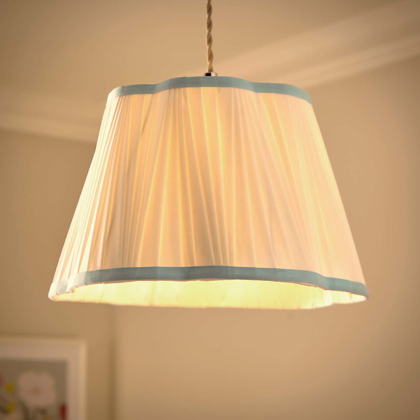 Charming Pleated Easy Fit Lamp Shade