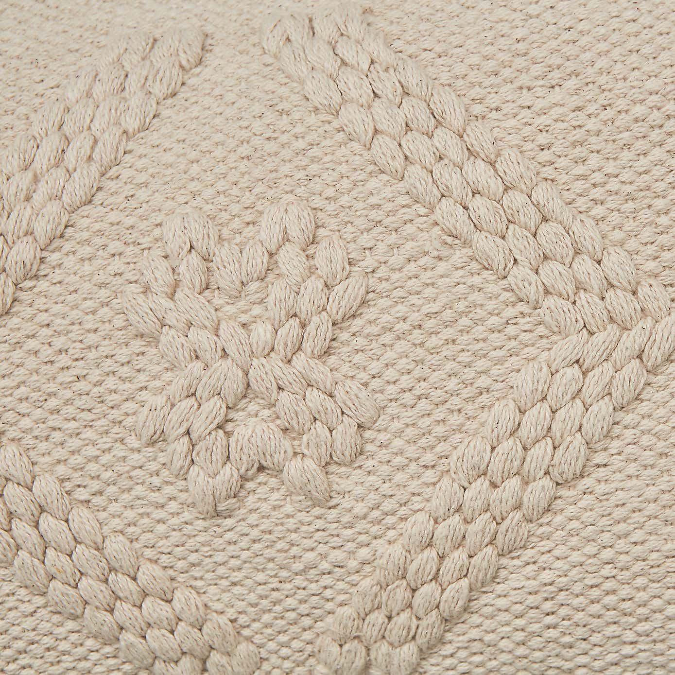 Global Enzo Natural Cushion