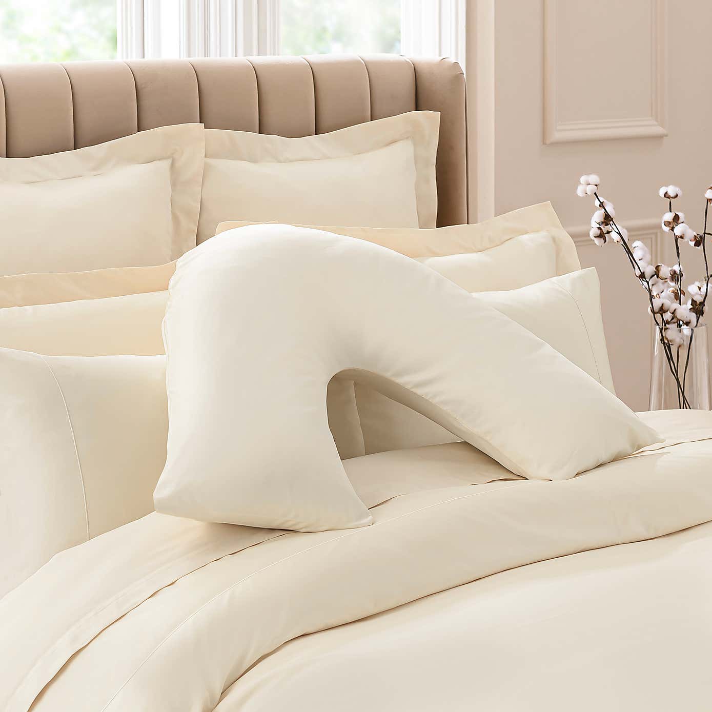 Dorma 300 Thread Count 100% Cotton Sateen Plain V-Shaped Pillowcase