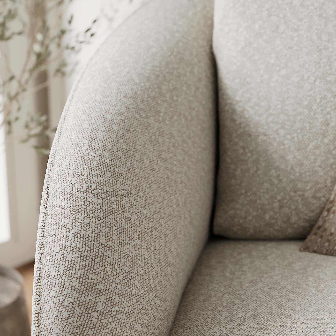 Wren Two Tone Boucle Swivel Chair