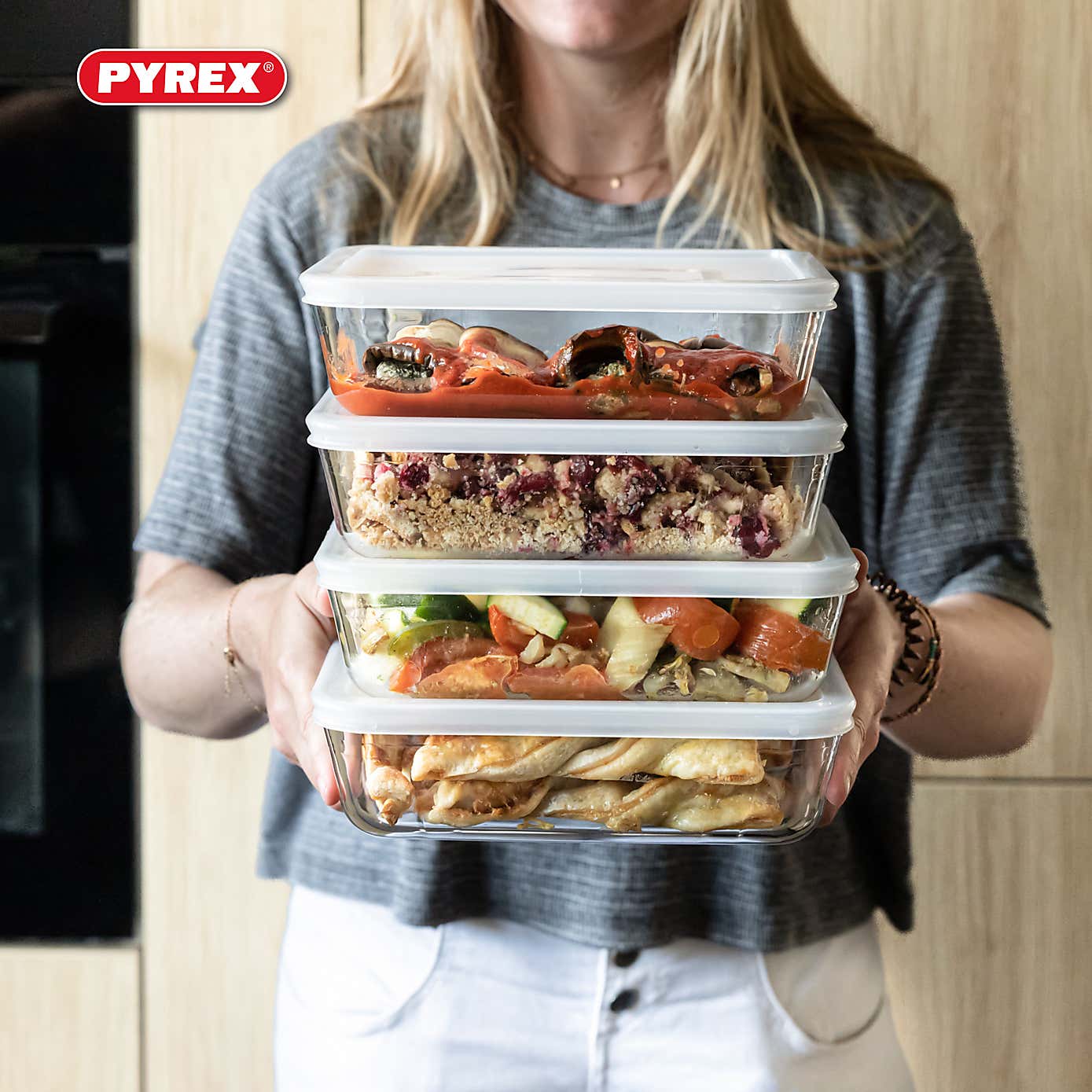 Pyrex Rectangular Dish with Lid