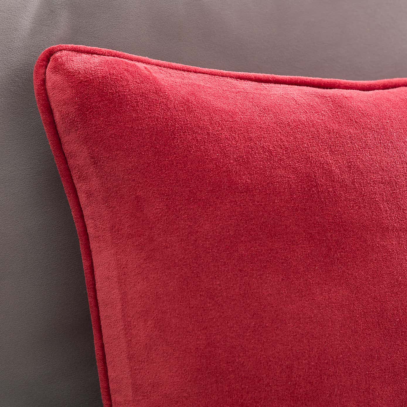 Clara Cotton Velvet Cushion