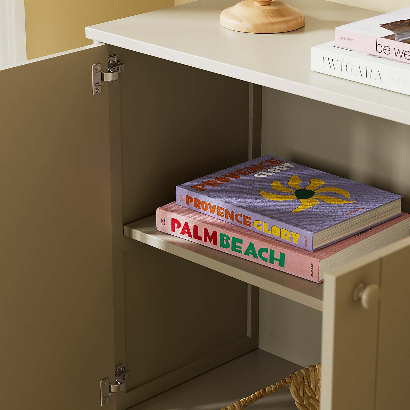 Scallop Wide Sideboard