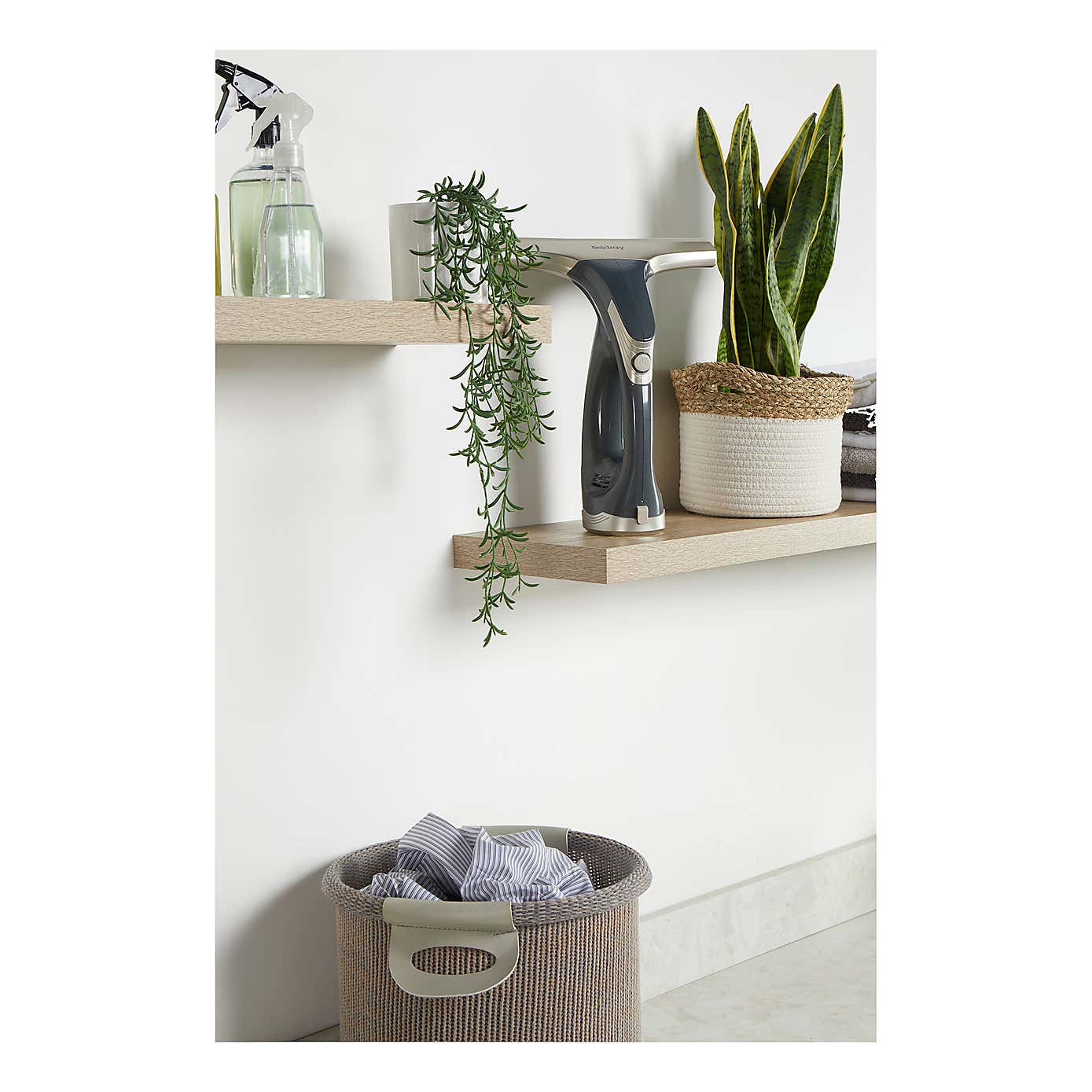 Beldray Window Vacuum