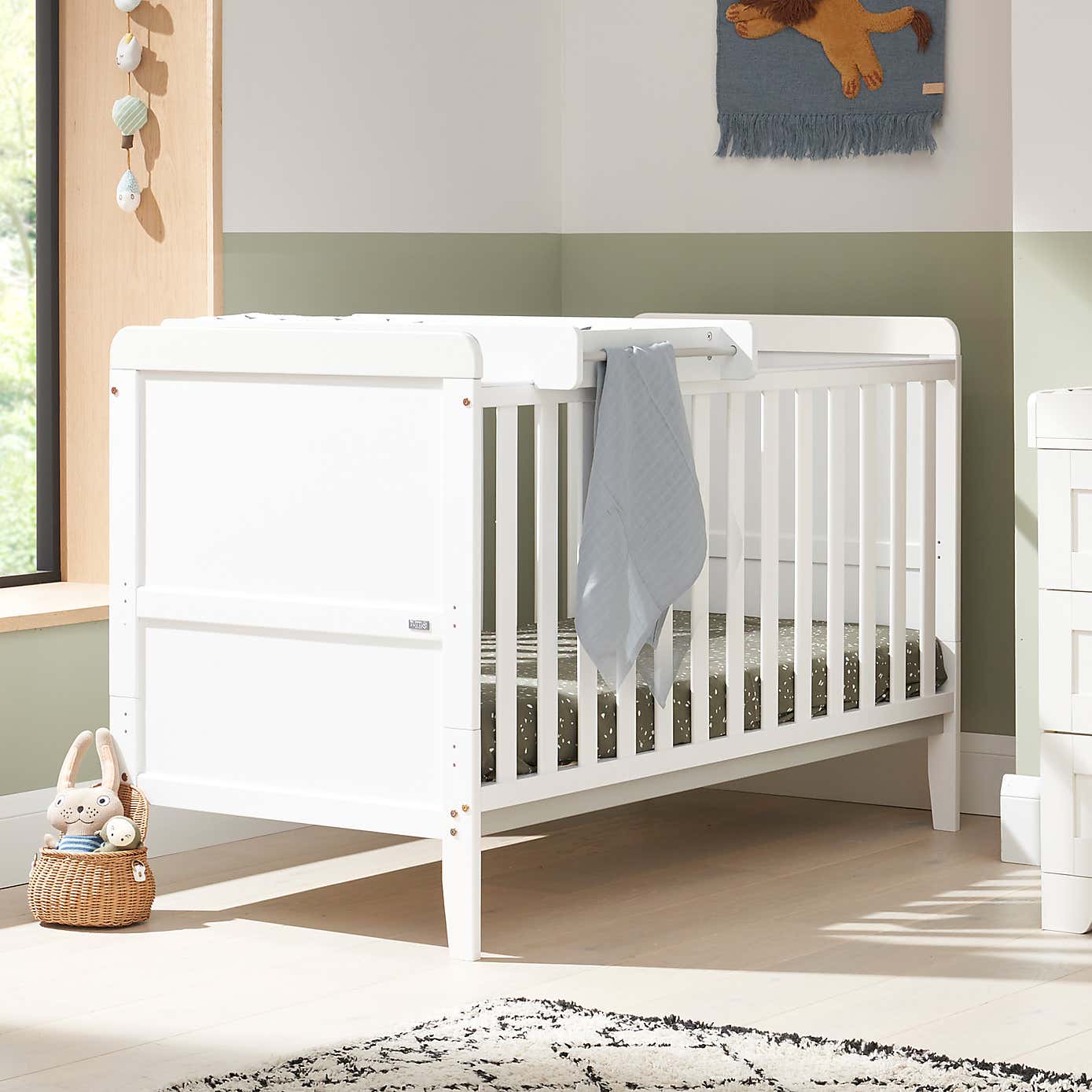 Tutti Bambini Rio Cot Bed with Cot Top Changer and Mattress