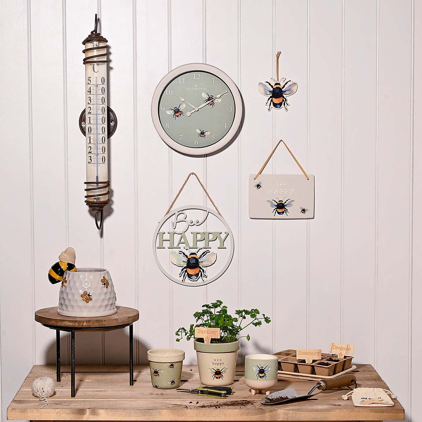 Country Living Bee Indoor Outdoor Wall Clock