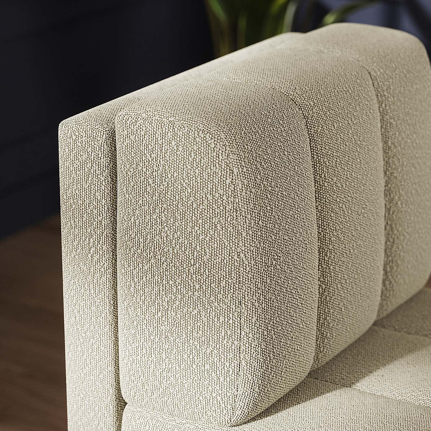 Amali Small Dining Bench, Boucle