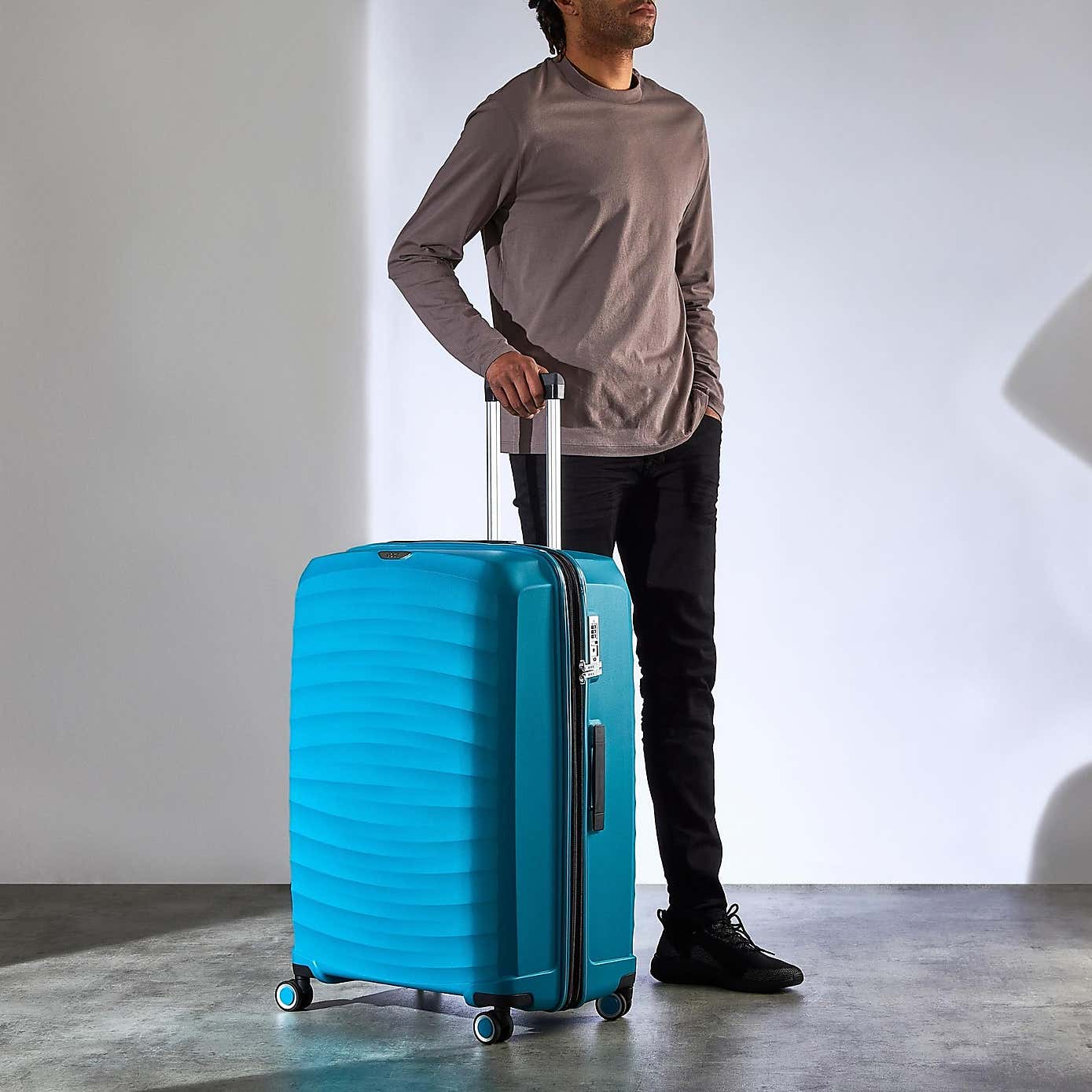 Rock Luggage Sunwave Suitcase