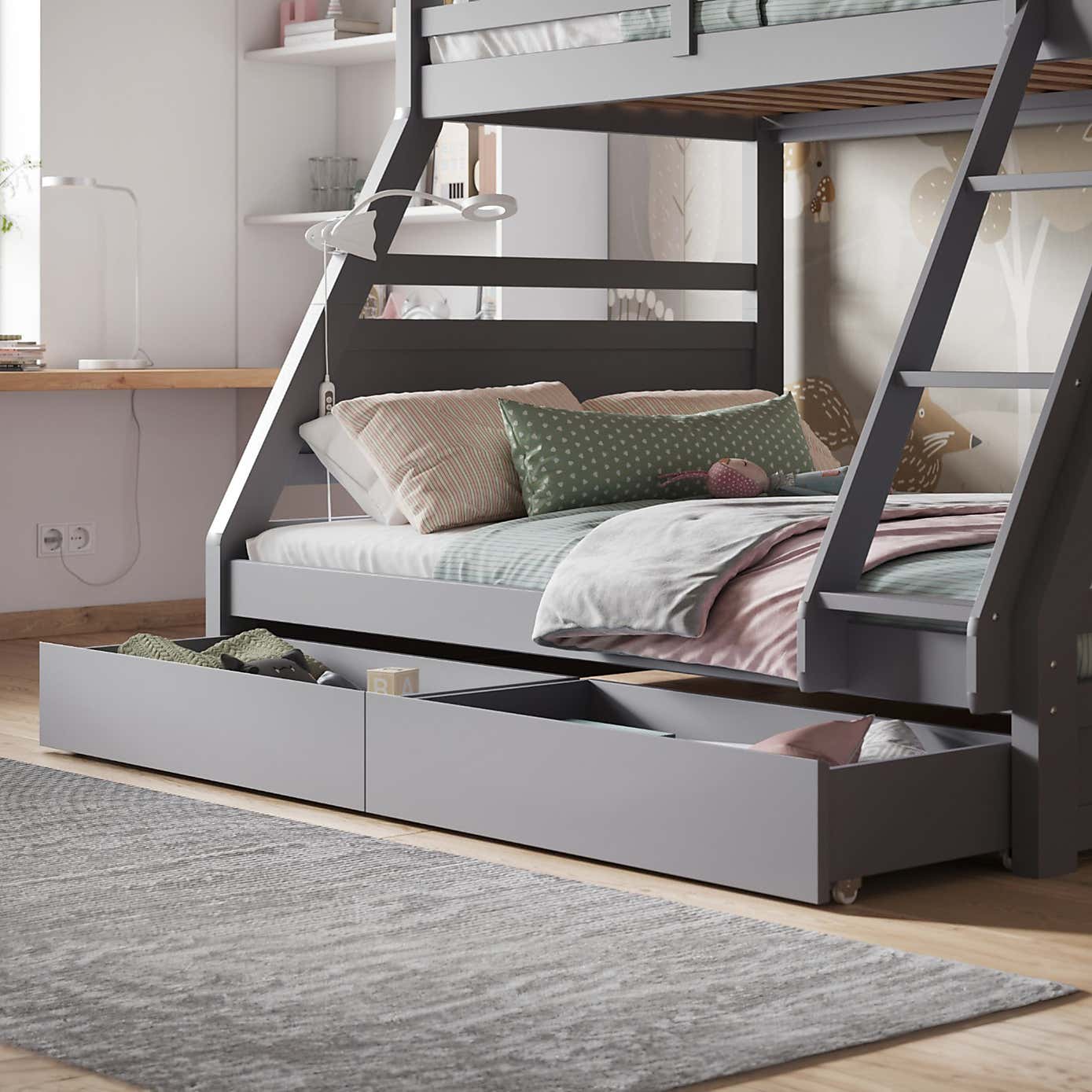 Ollie Triple Bunk Bed
