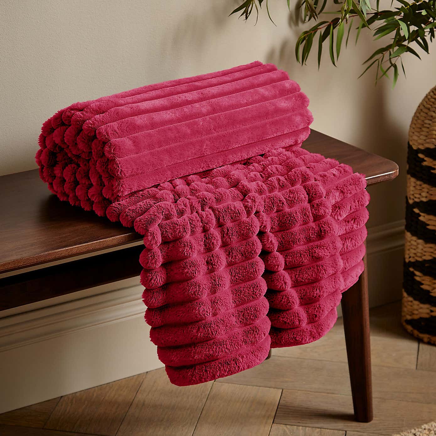 Cosy Ribbed Throw 130cm x 170cm