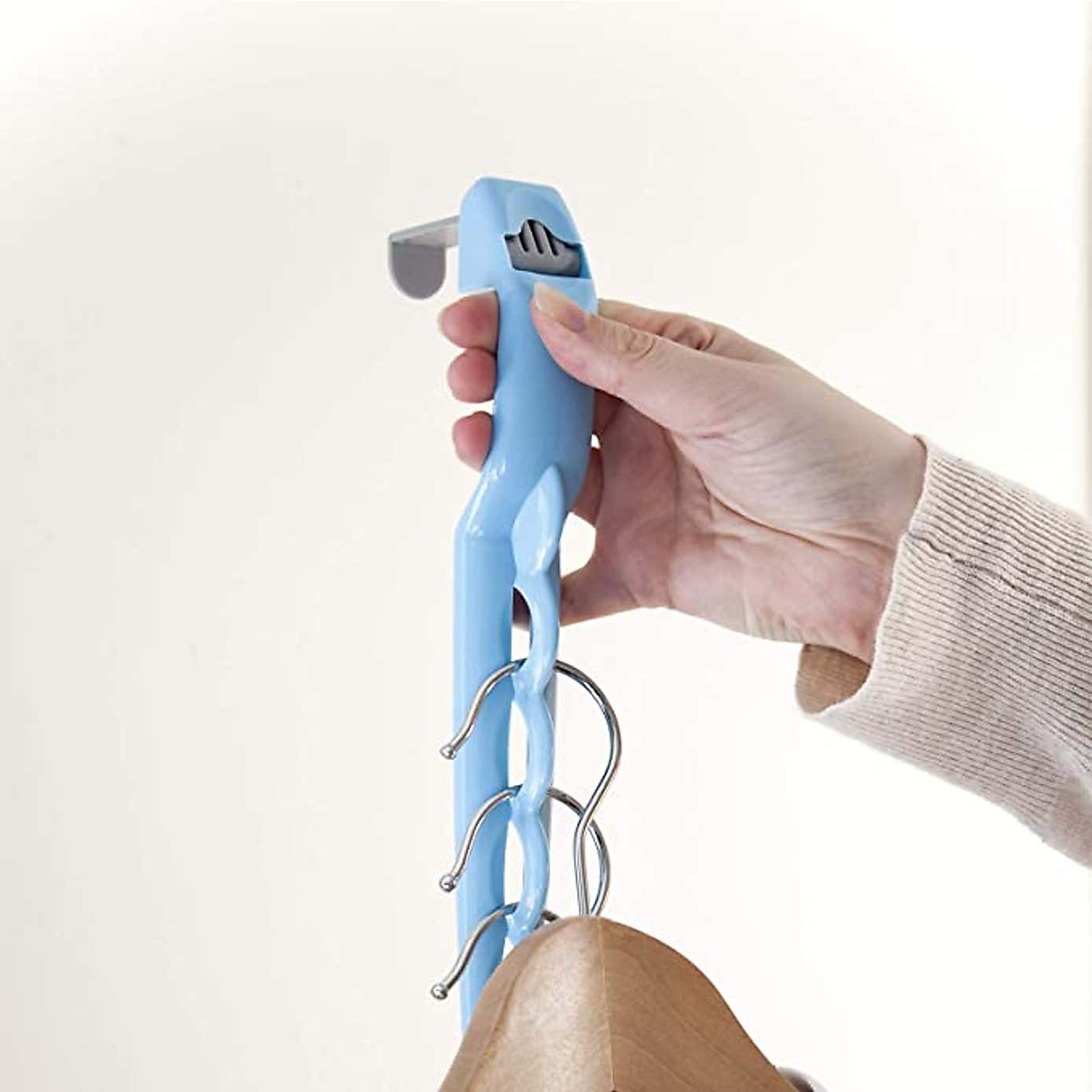 Minky Pack of 2 Handy Hangers