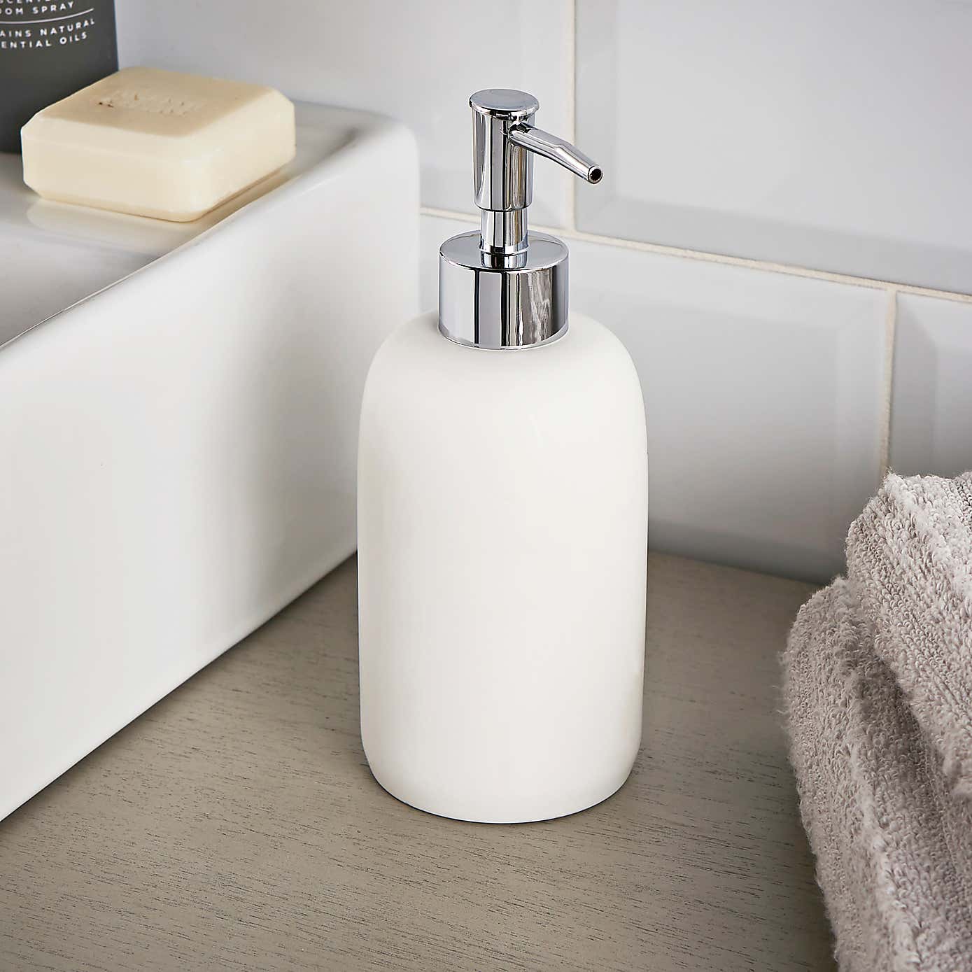 Modern Luxe Lotion Dispenser