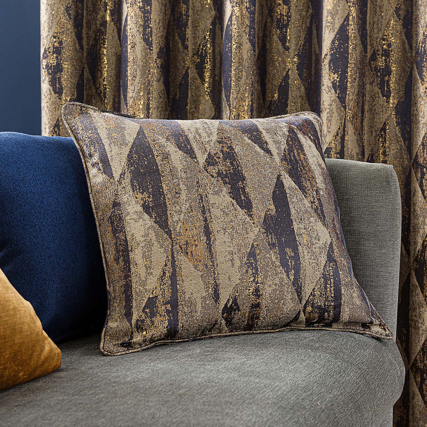 Luxor Metallic Eyelet Curtains