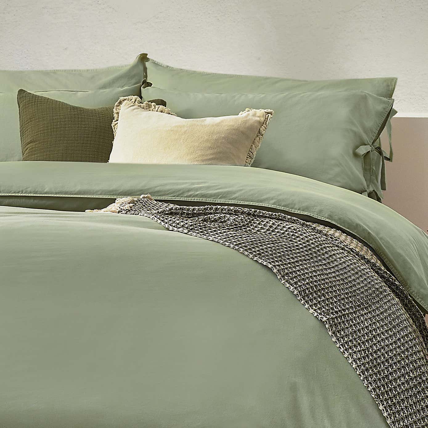 Riviera Yard Mallow Bow Tie Cotton Duvet Cover & Pillowcase Set