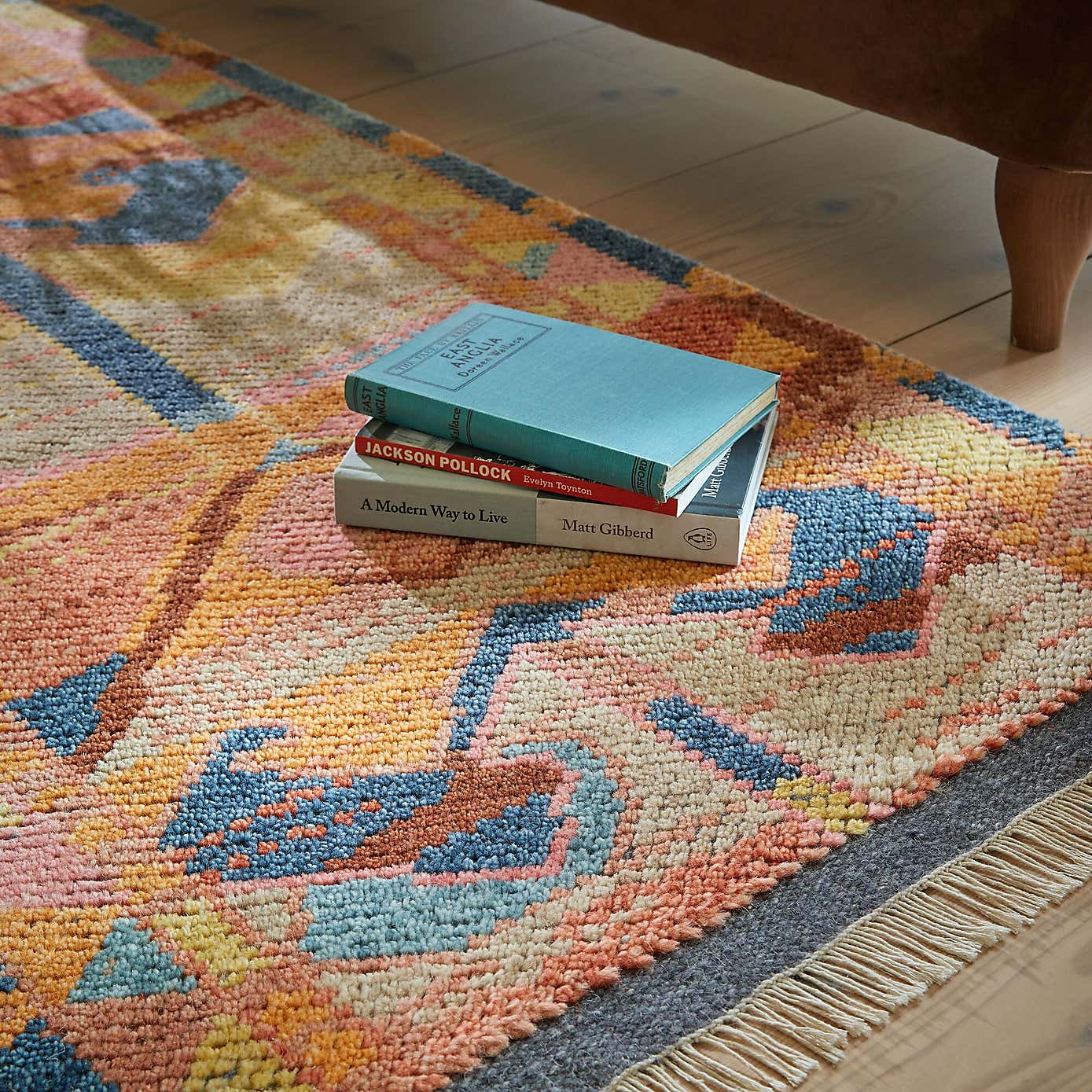 Jaya Premium Hand-Knotted Abstract Wool Rug