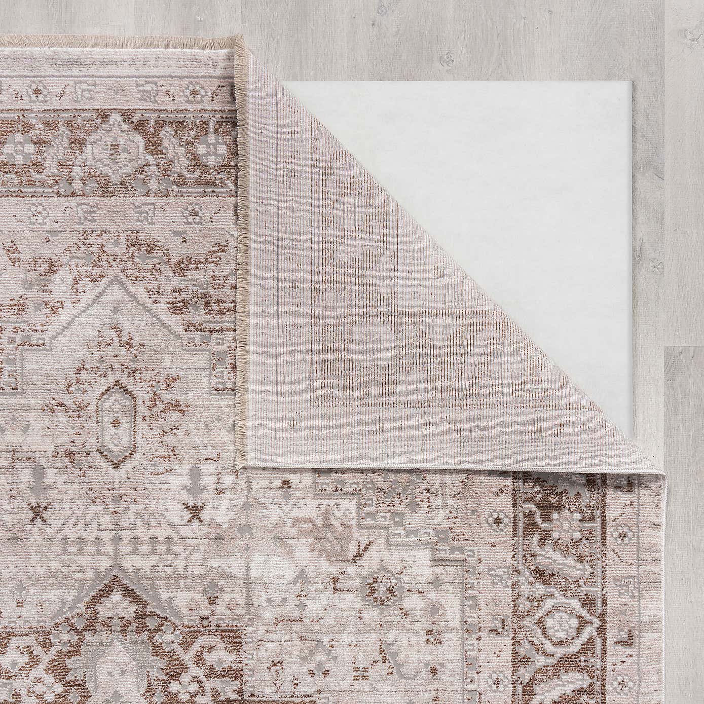 Dahria Traditional Runner