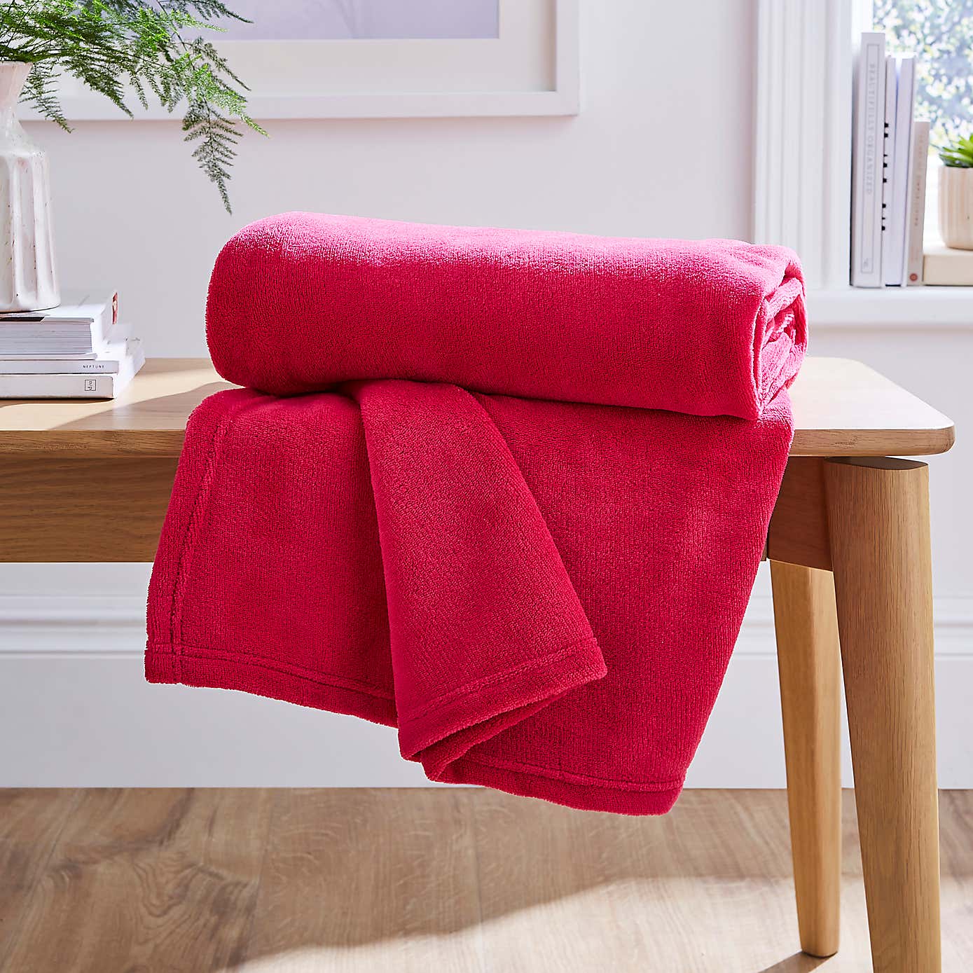 Soft Fleece 130cm x 170cm Throw