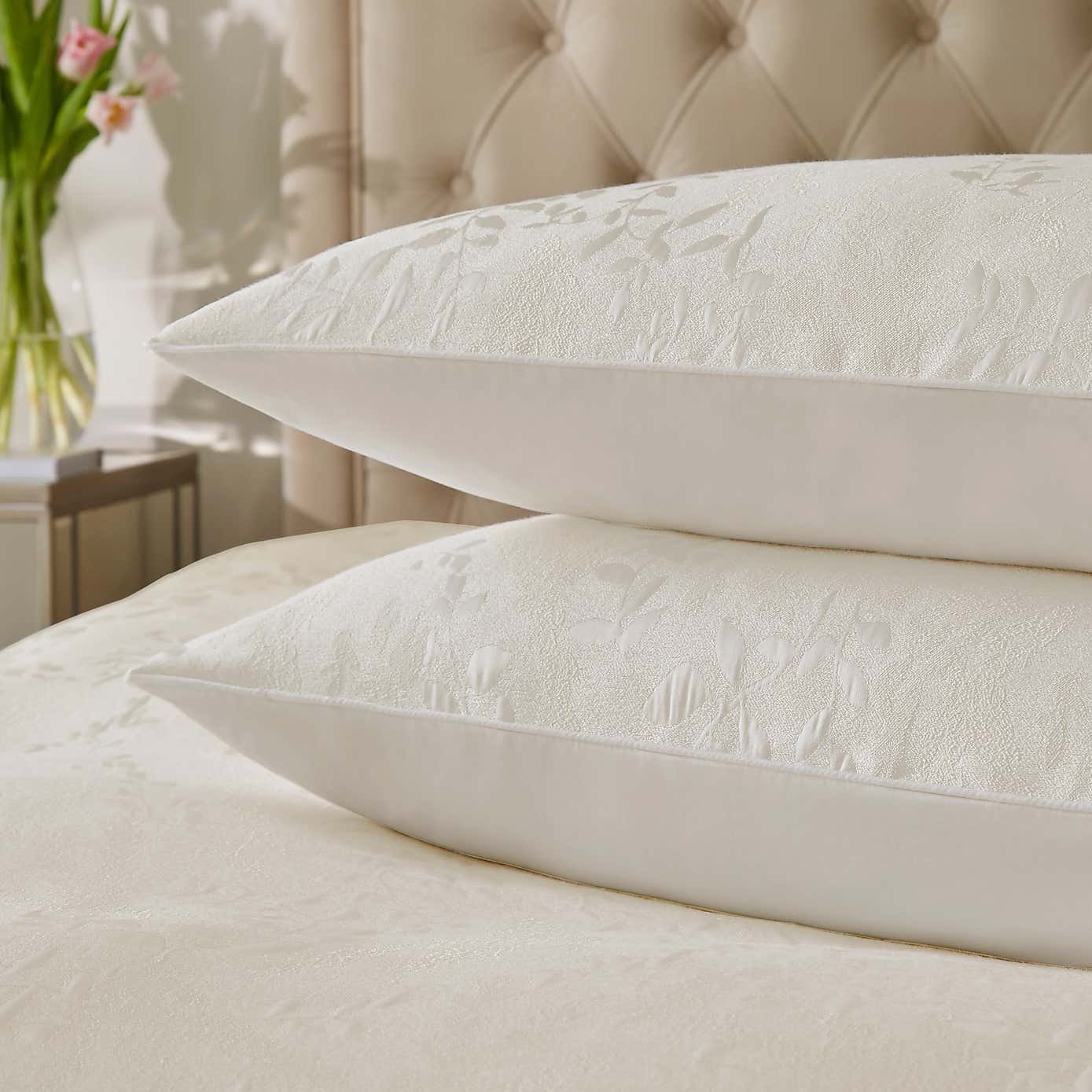 Dorma Luxe Wisteria 200 Thread Count Standard Pillowcase Pair