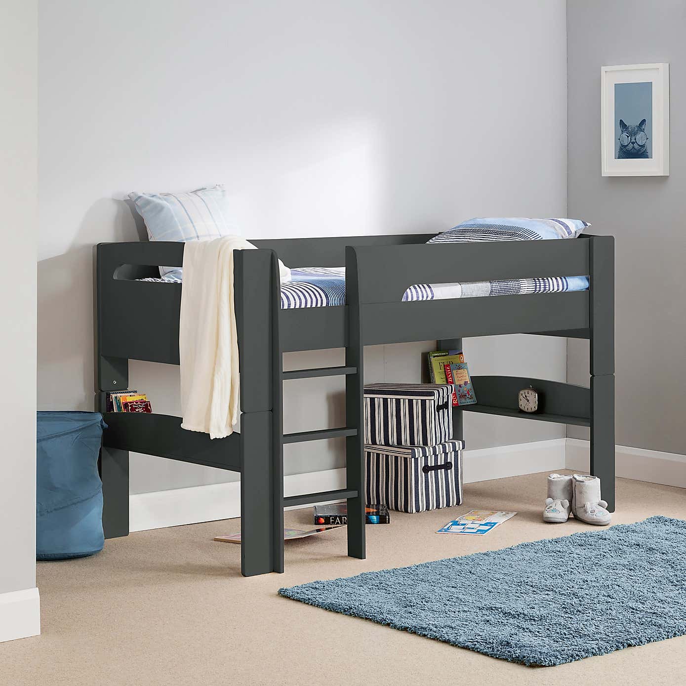 Pluto White Mid Sleeper Bed