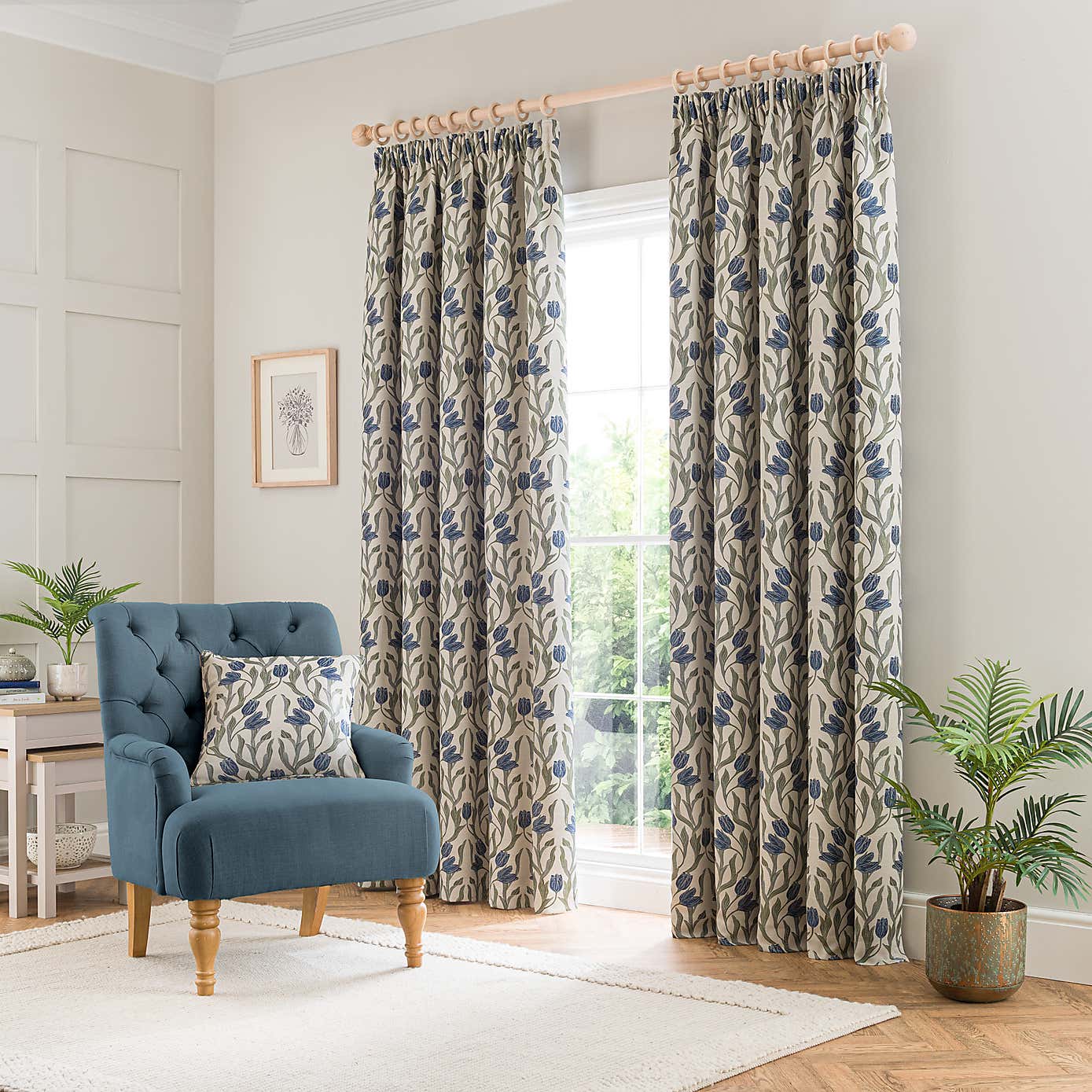 Tulip Jacquard Pencil Pleat Curtains