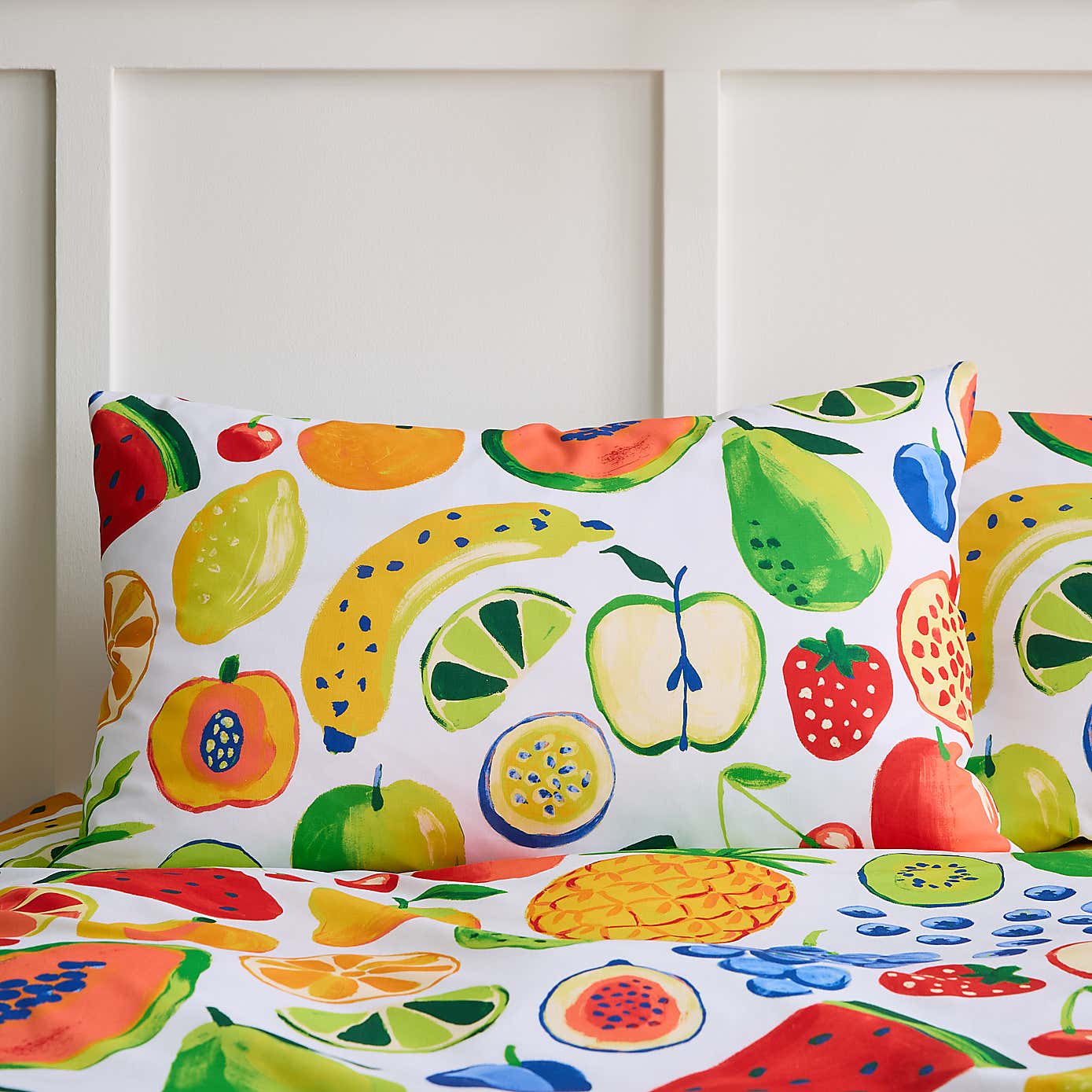 Fruits Reversible Duvet Cover and Pillowcase Set
