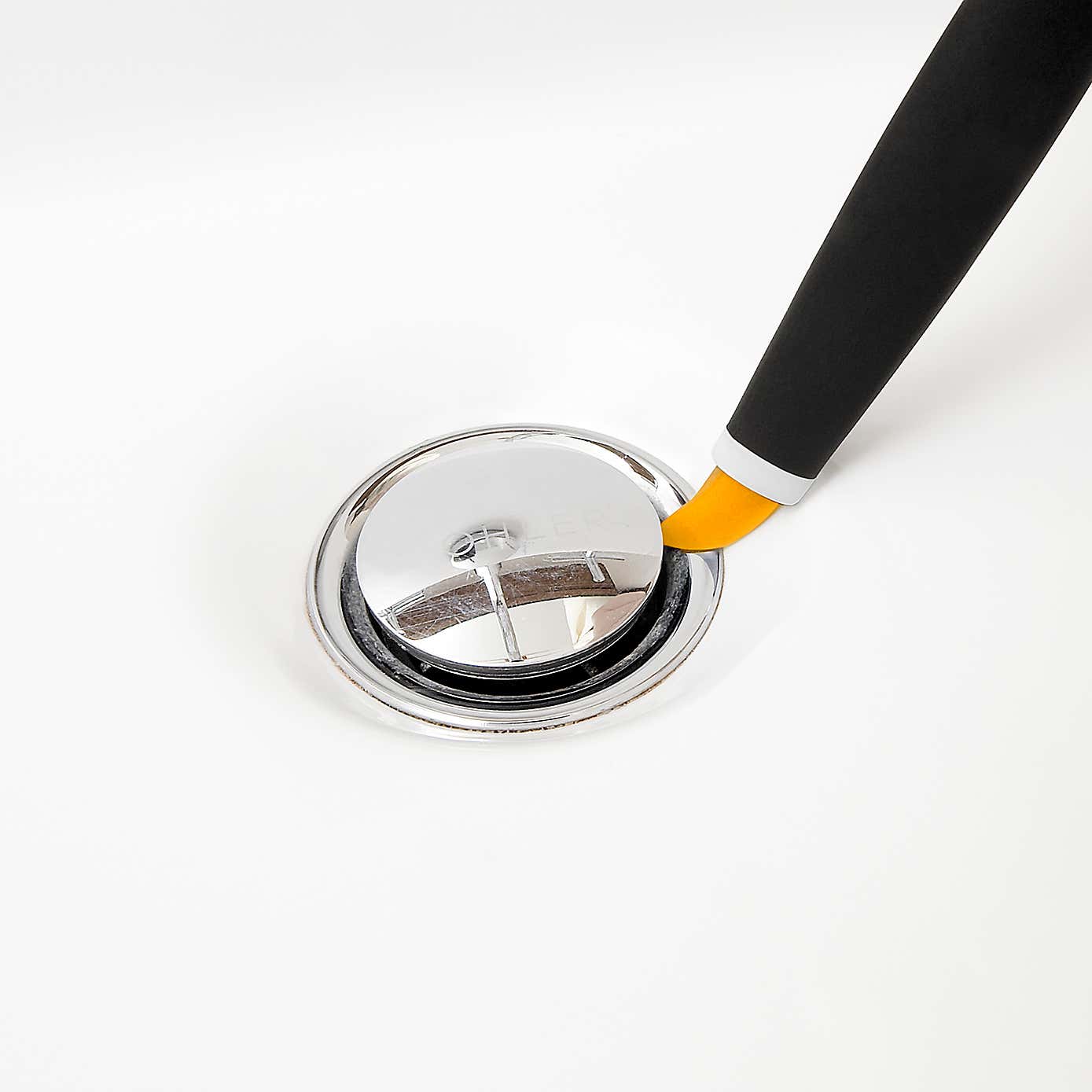 OXO Saffron Deep Clean Brush Set