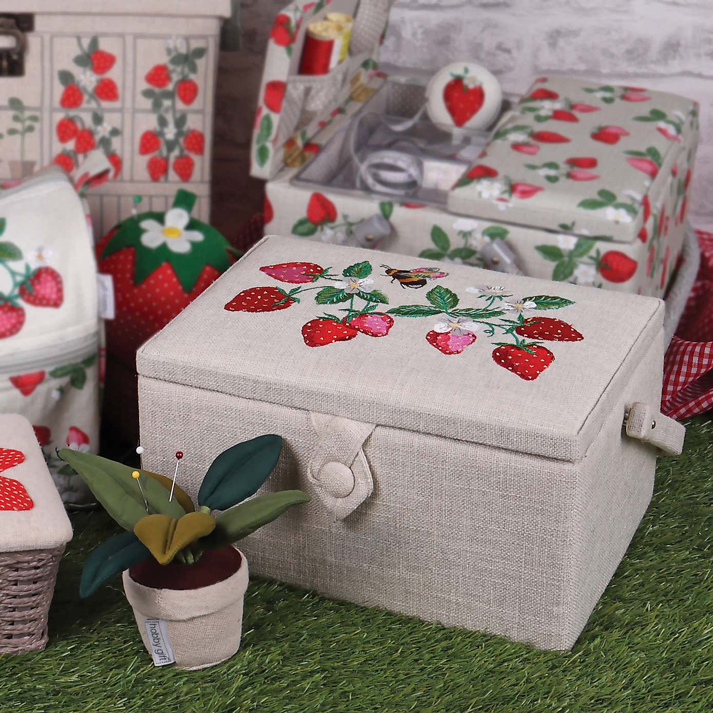 Hobby Gift Strawberry Greenhouse Medium Sewing Basket