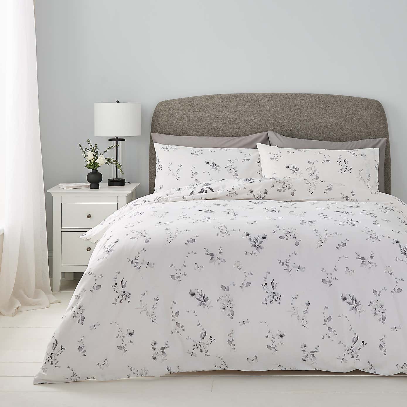 Nola Floral Blue Duvet Cover and Pillowcase Set