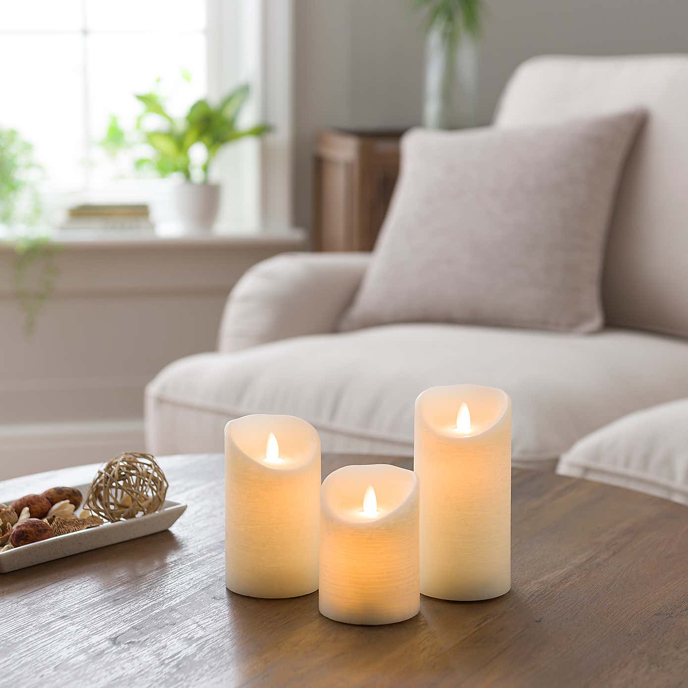 Set of 3 Black Pepper & Sandalwood LED Pillar Candles