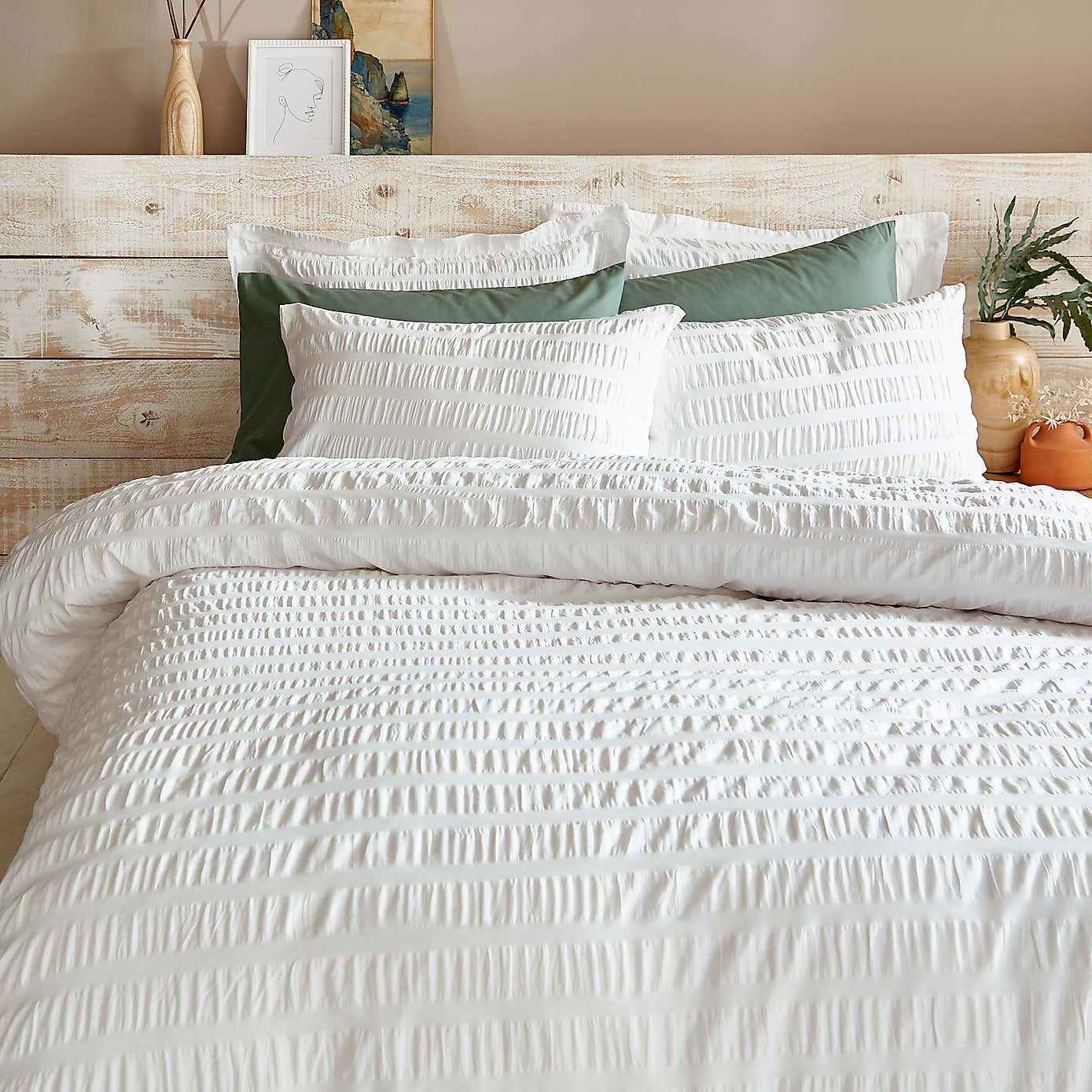 Aria Seersucker Powder Blue Duvet Cover and Pillowcase Set