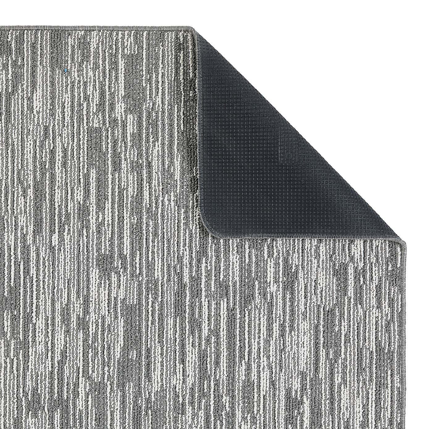 Marvel Broken Stripe Hard-wearing Washable Utility Mat