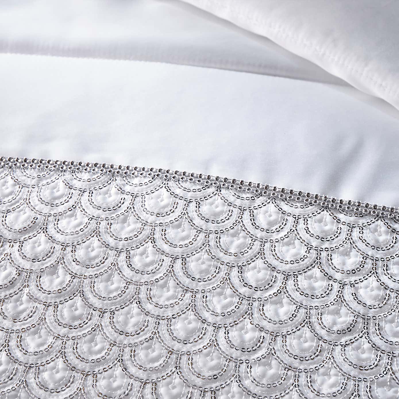 Catherine Lansfield Deco Sequin Quilted Bedspread